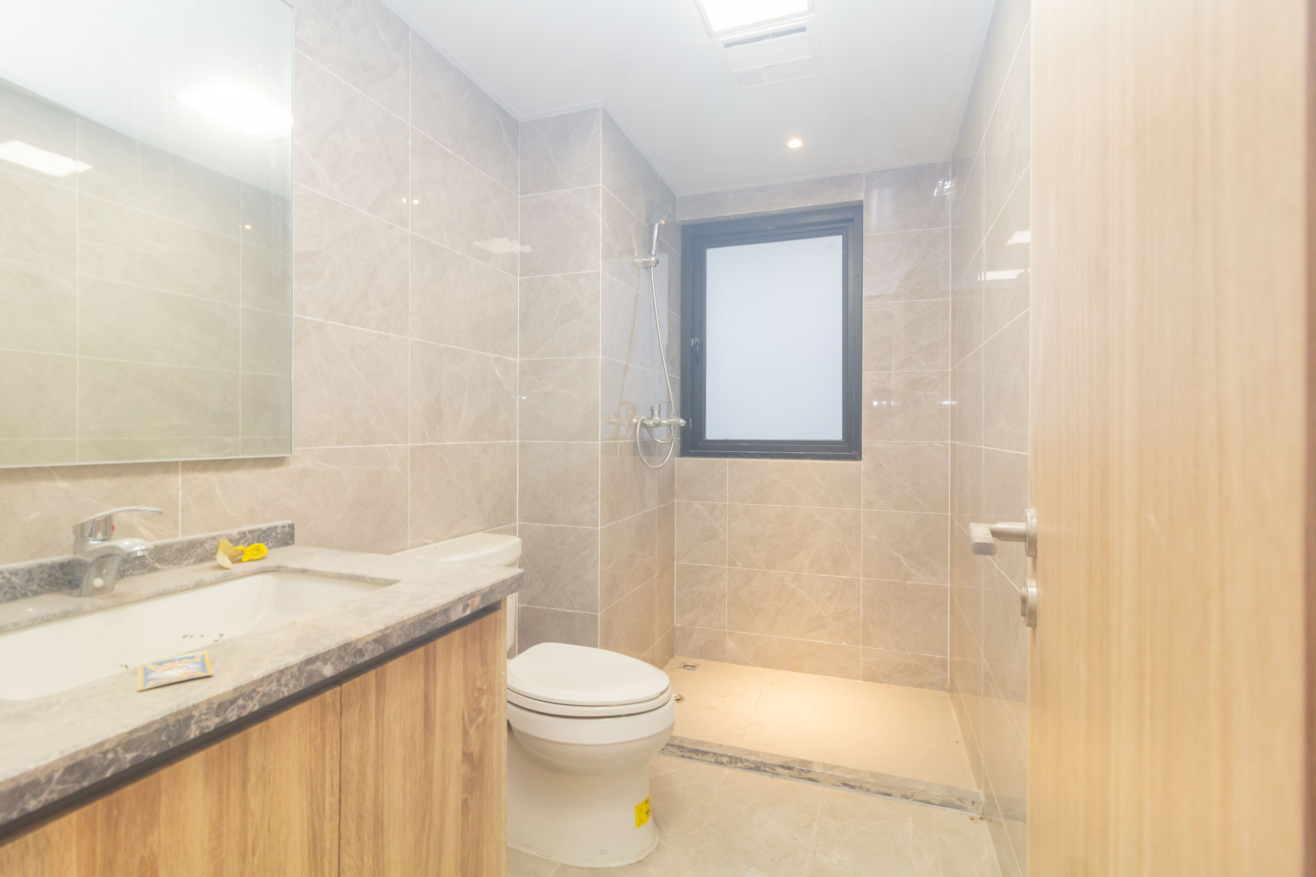 君合新城玺樾  3室2厅2卫    85.0万 君合新城玺樾  3室2厅2卫    85.0万卧室