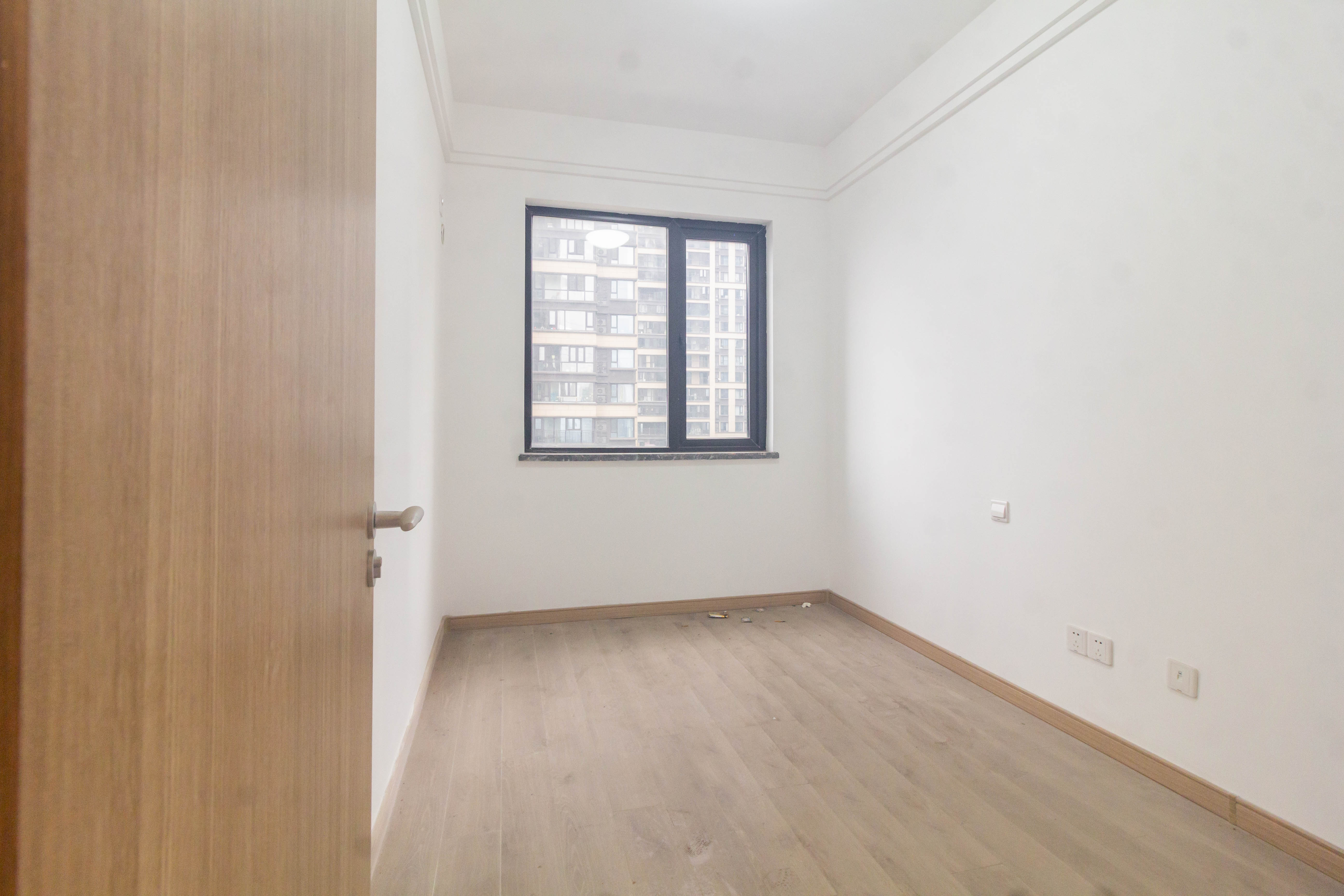 君合新城玺樾  3室2厅2卫    85.0万 君合新城玺樾  3室2厅2卫    85.0万卧室