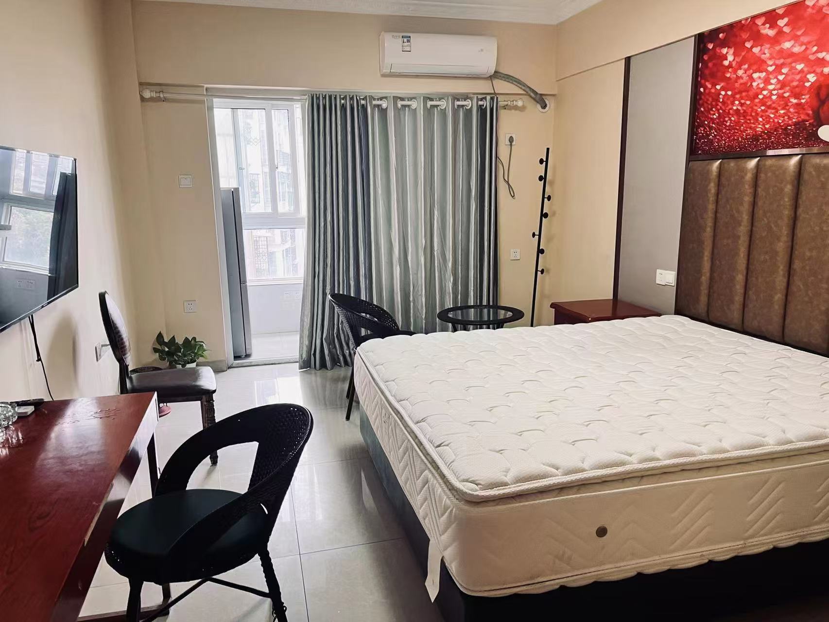 五矿紫湖香醍  1室1厅1卫    1000.0元/月 五矿紫湖香醍  1室1厅1卫    1000.0元/月室内图