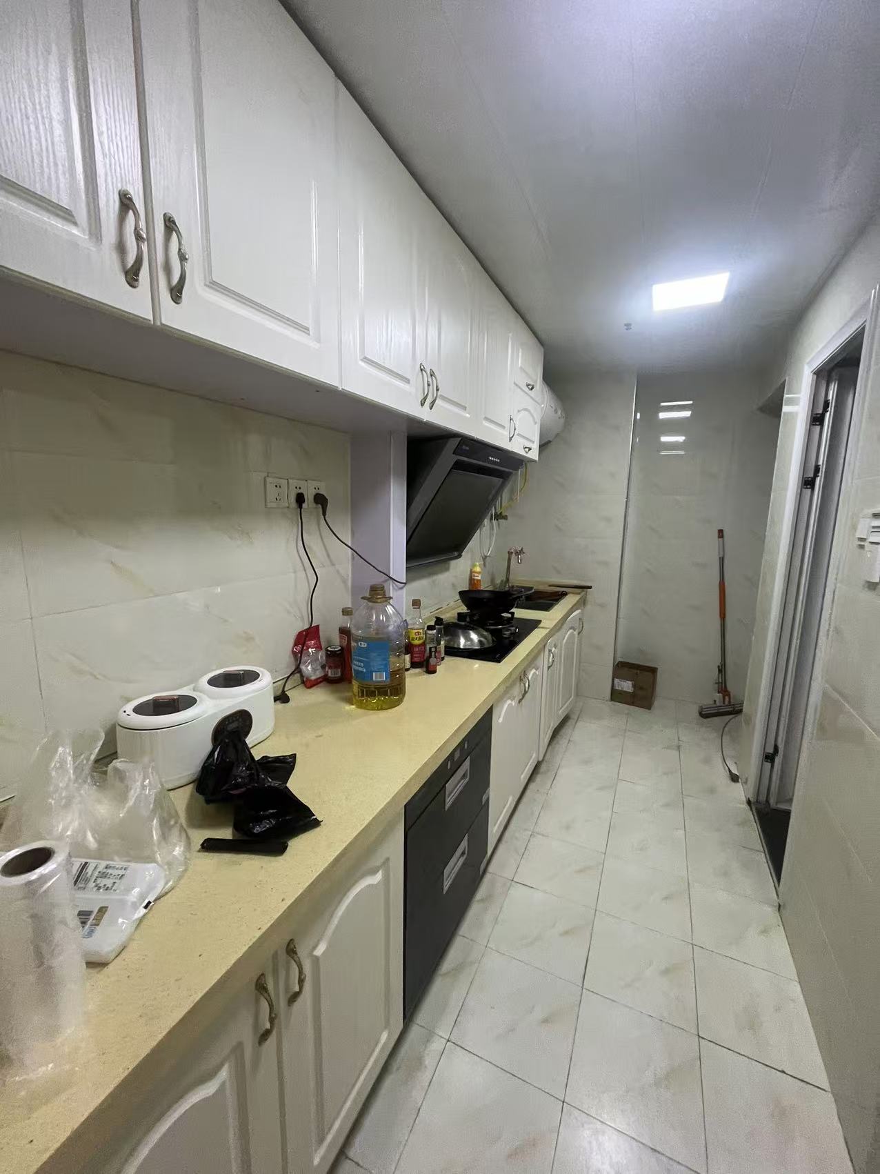 红星国际星城 3室1厅1卫 2000.0元/月 红星国际星城 3室1厅1卫 2000.0元/月室内图