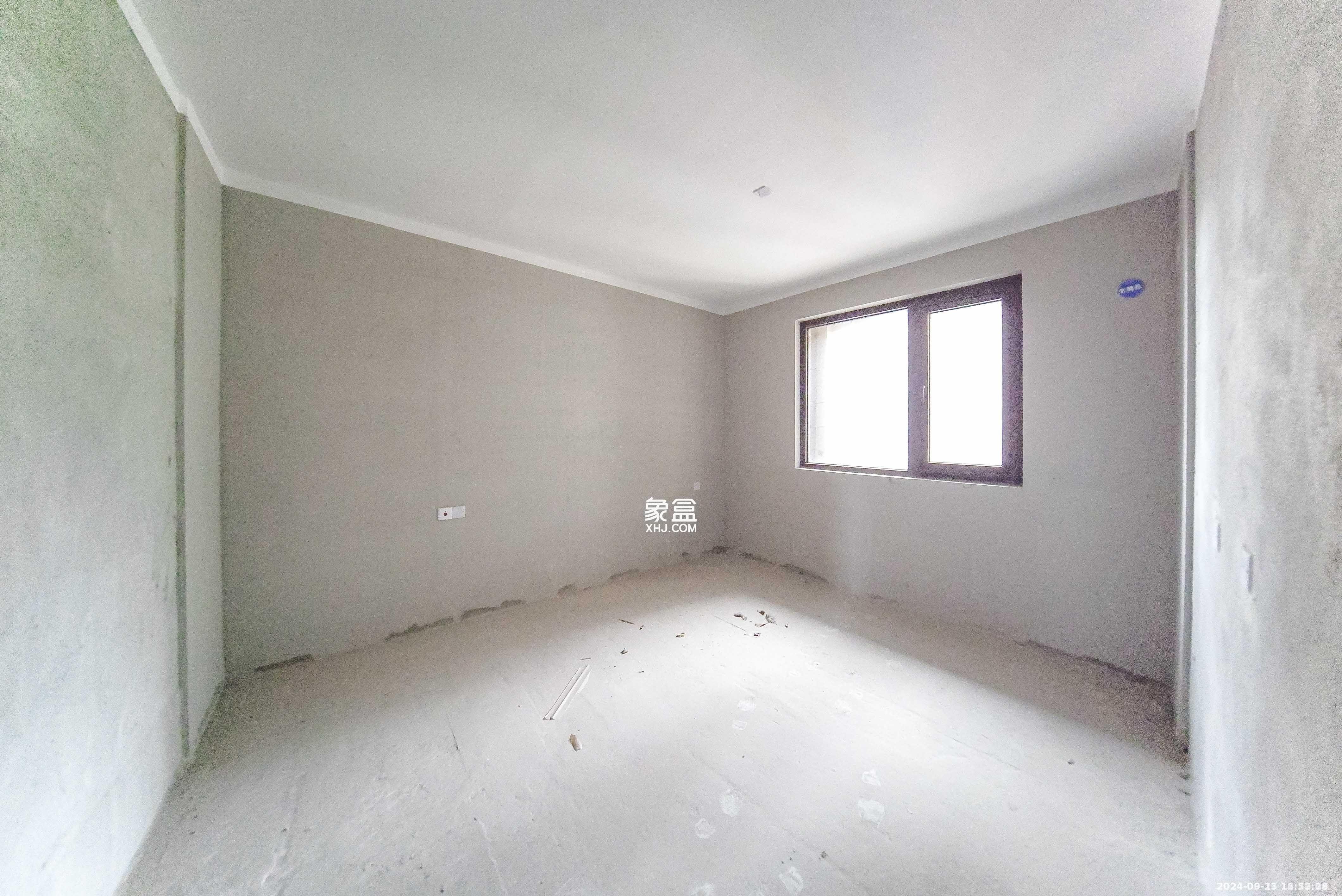 融创会展上东区  4室2厅2卫    2000.0元/月 融创会展上东区  4室2厅2卫    2000.0元/月室内图