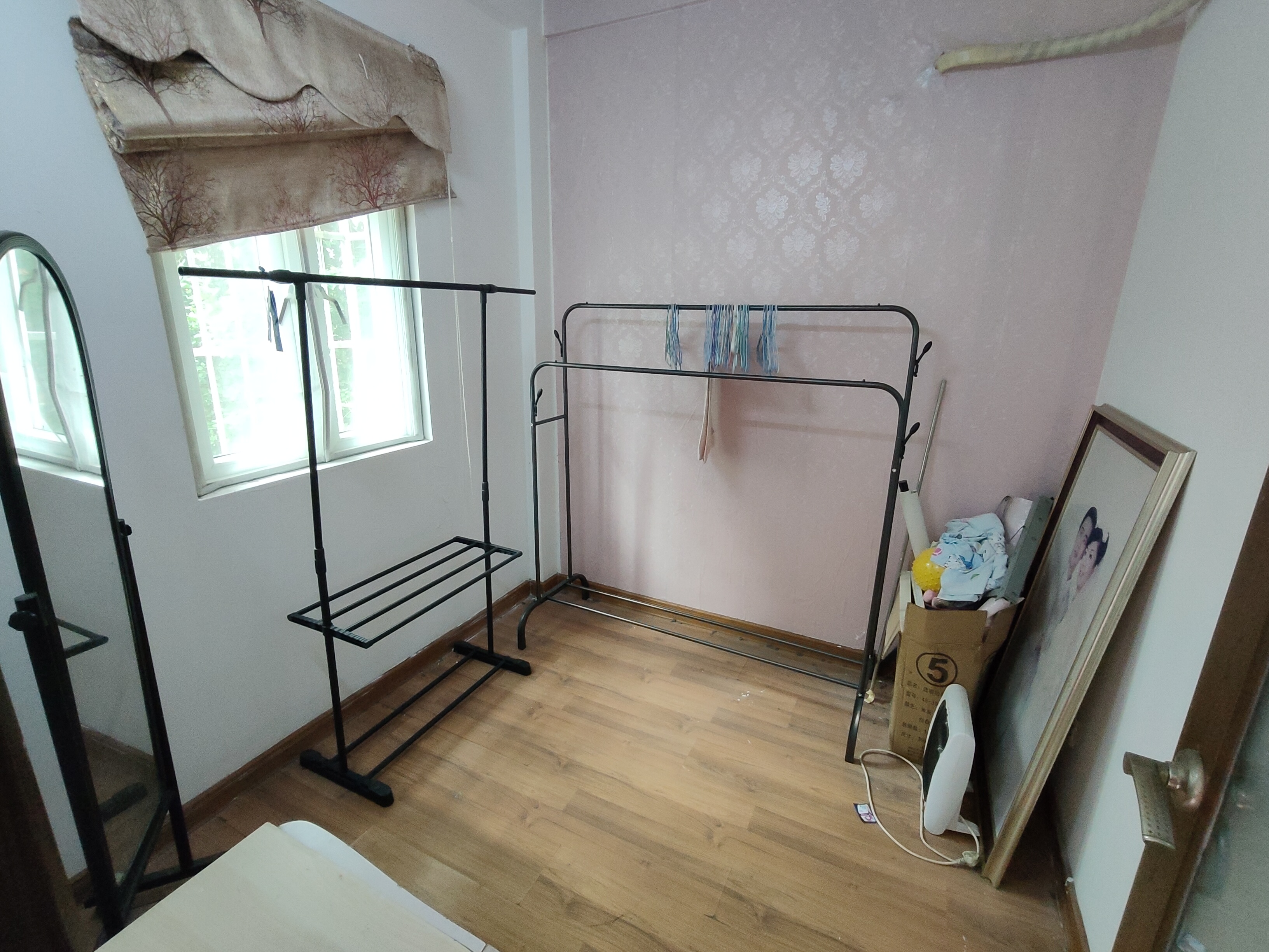 成信景苑 3室1厅1卫 100.0万 成信景苑 3室1厅1卫 100.0万室内图