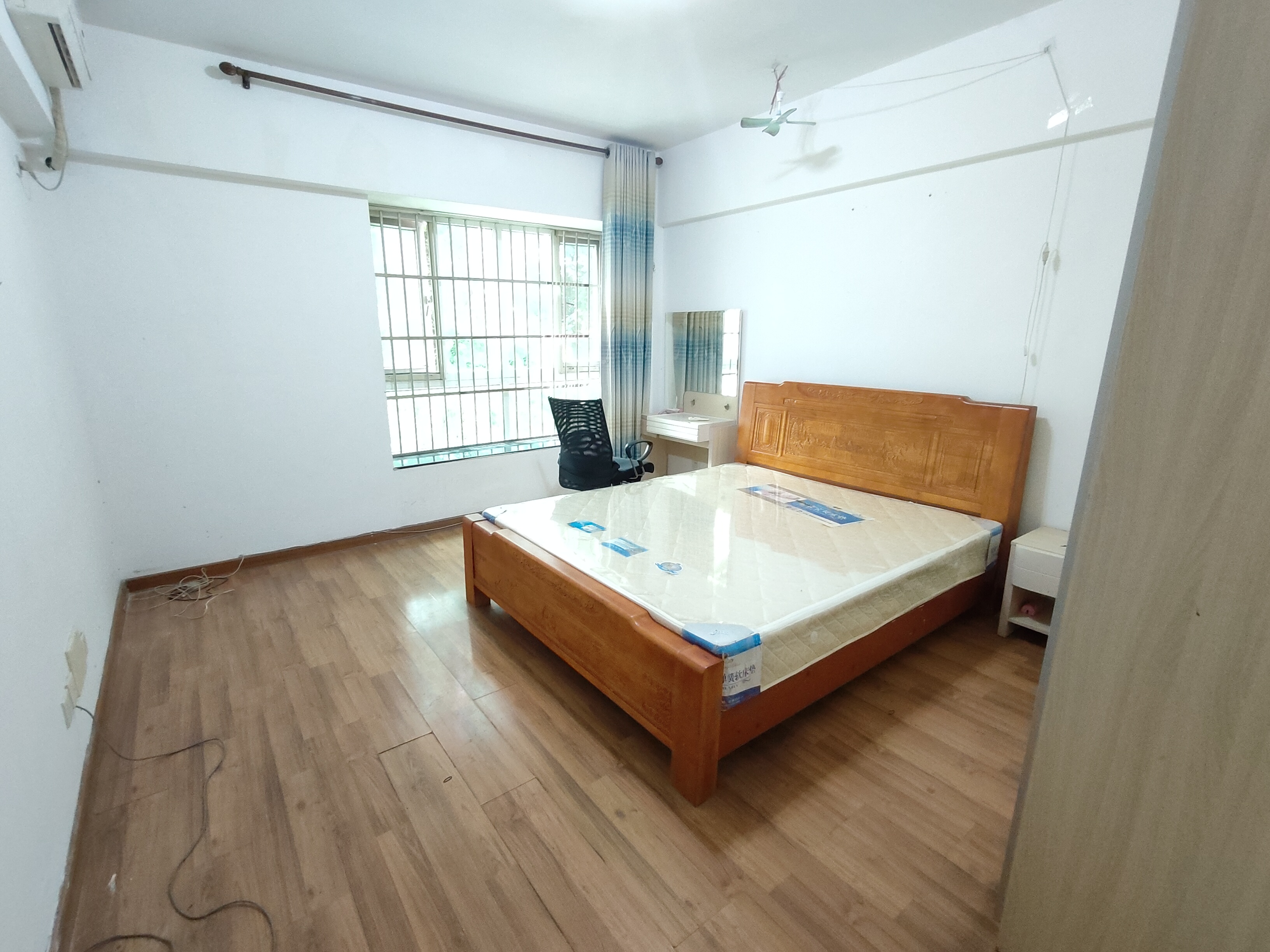 成信景苑 3室1厅1卫 100.0万 成信景苑 3室1厅1卫 100.0万室内图