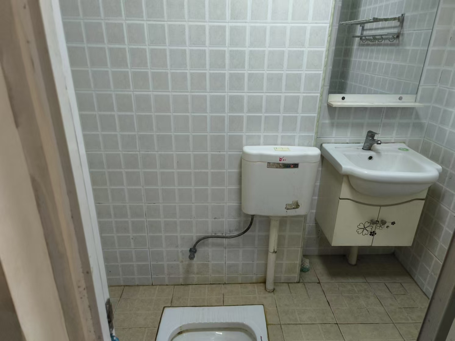 怡海星城 1室1厅1卫 900.0元/月 怡海星城 1室1厅1卫 900.0元/月室内图