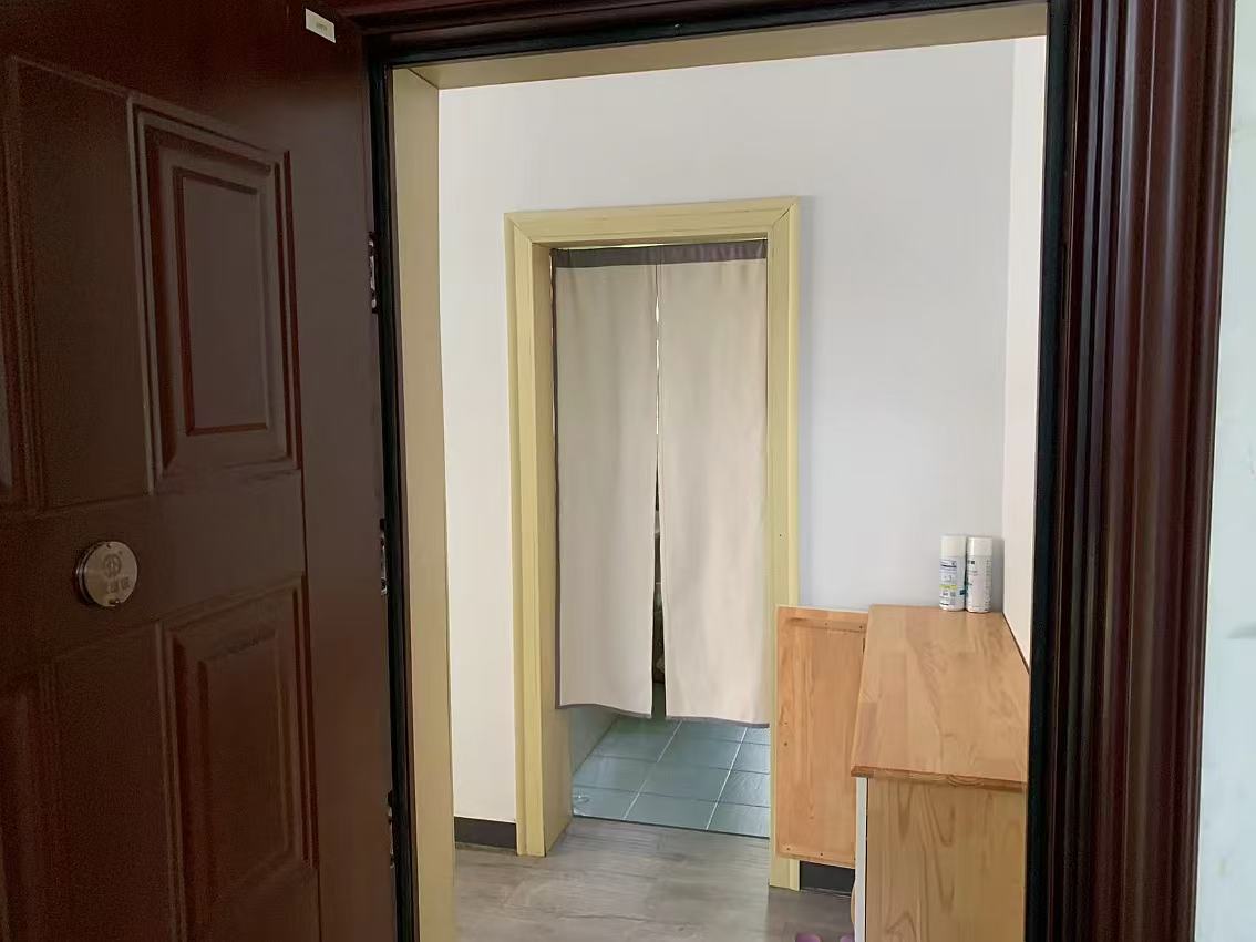 莲花小区 2室2厅1卫 1400.0元/月 莲花小区 2室2厅1卫 1400.0元/月户型图