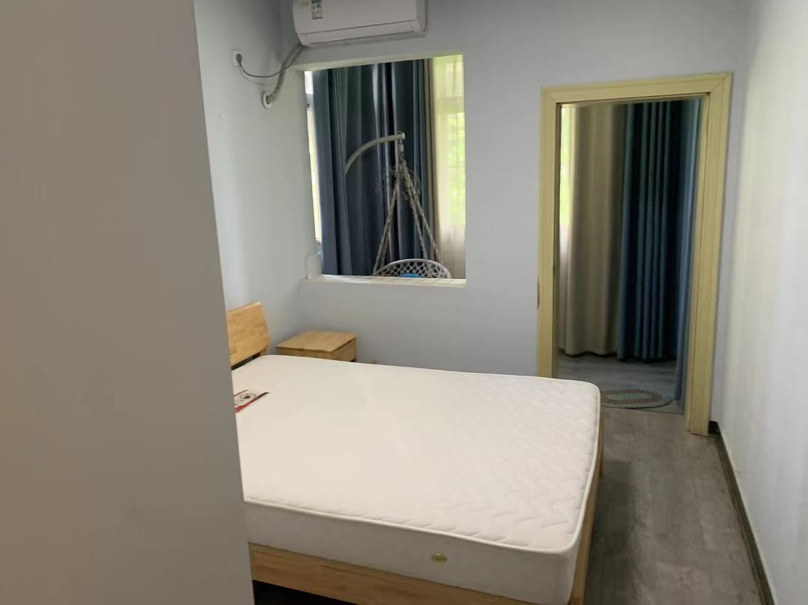 莲花小区 2室2厅1卫 1400.0元/月 莲花小区 2室2厅1卫 1400.0元/月室内图