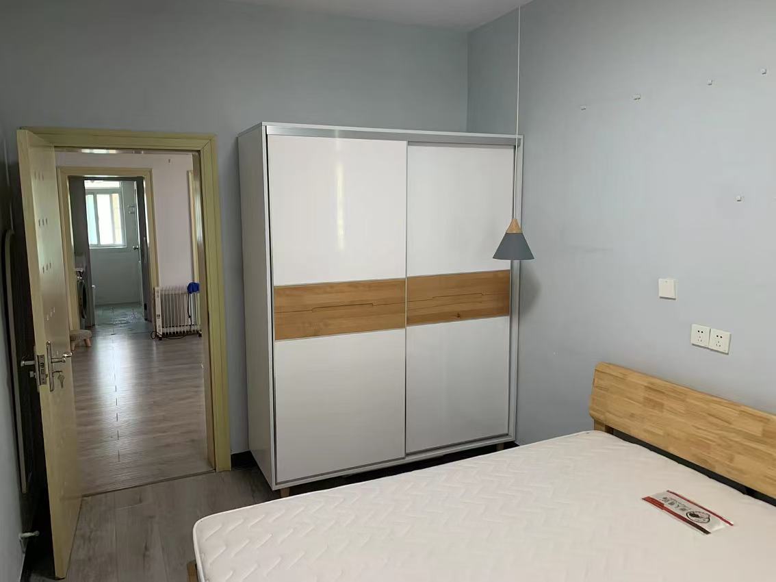 莲花小区 2室2厅1卫 1400.0元/月 莲花小区 2室2厅1卫 1400.0元/月室内图