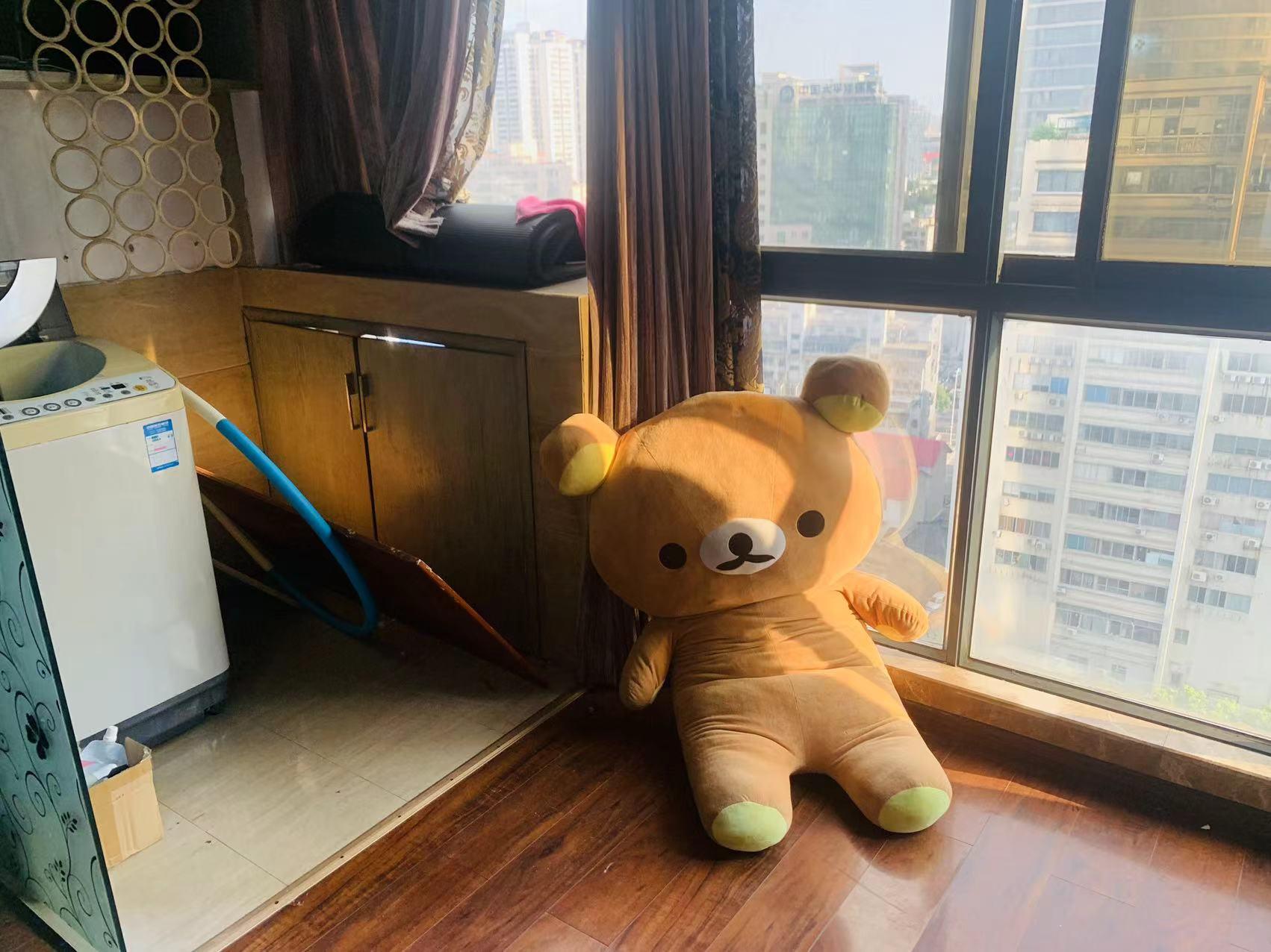 七彩丽都  1室1厅1卫   2200.00元/月室内图