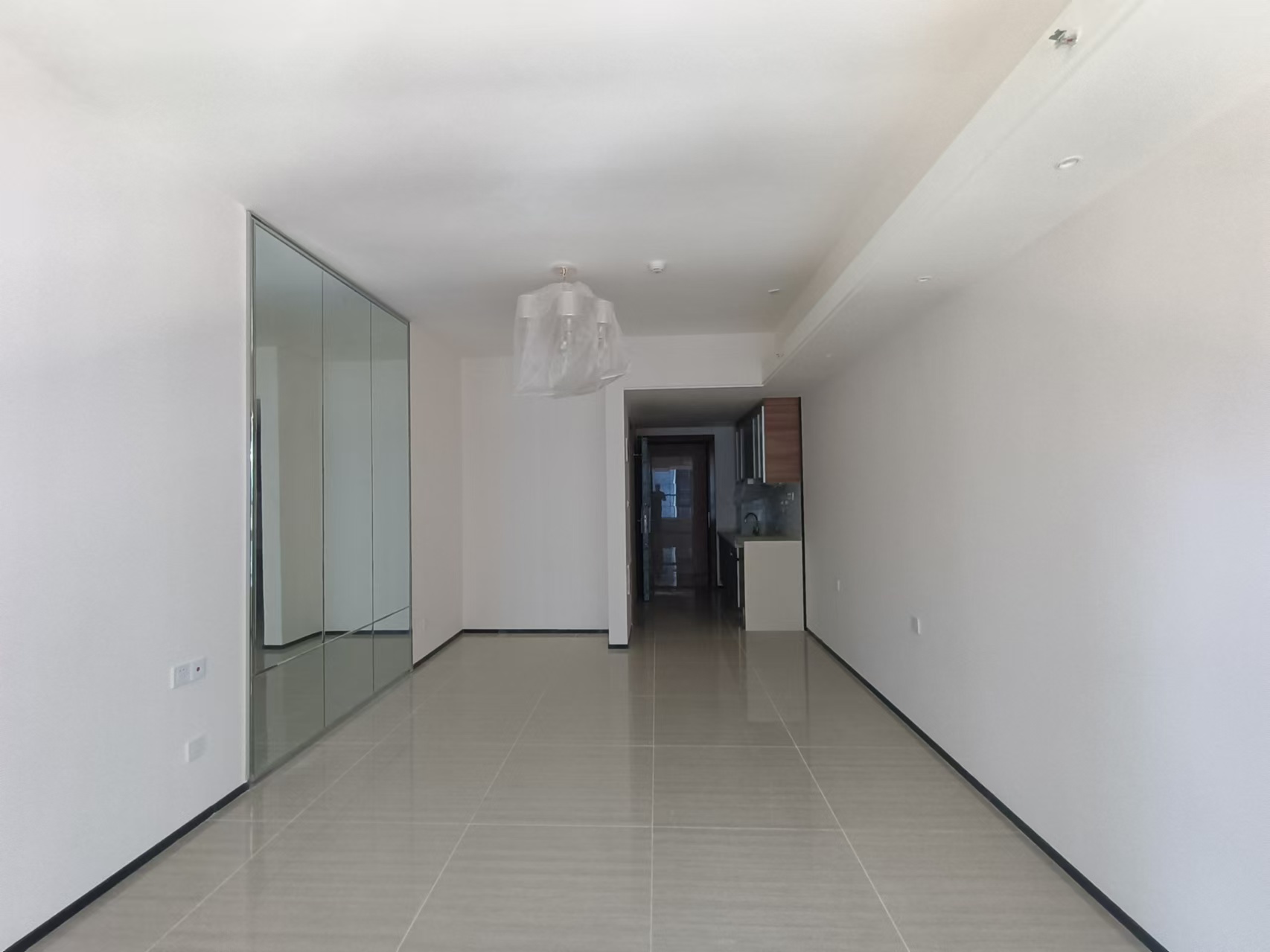 恒大金融广场  1室1厅1卫    3000.0元/月 恒大金融广场  1室1厅1卫    3000.0元/月室内图