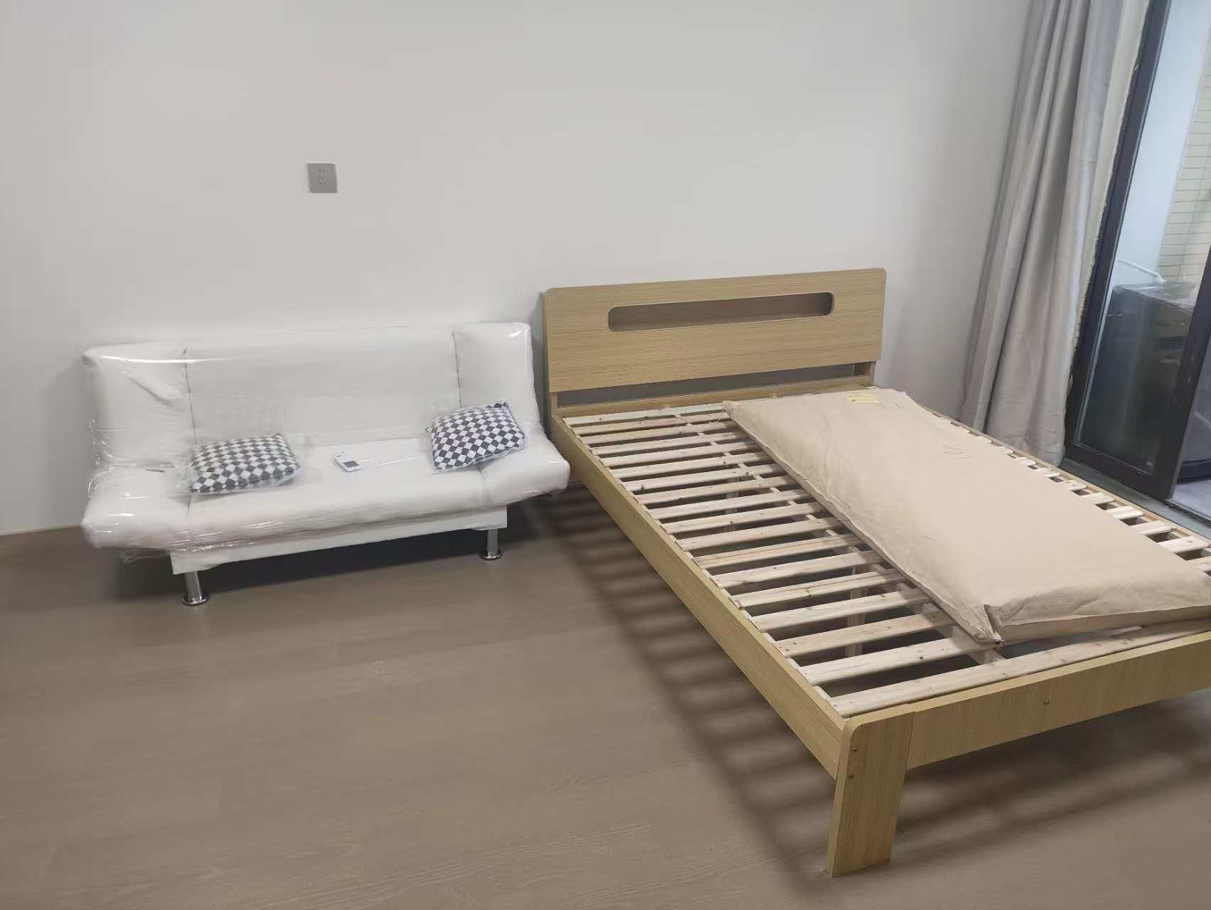 钱隆樽品(一、二、三期) 1室1厅1卫 1400.0元/月 钱隆樽品(一、二、三期) 1室1厅1卫 1400.0元/月室内图