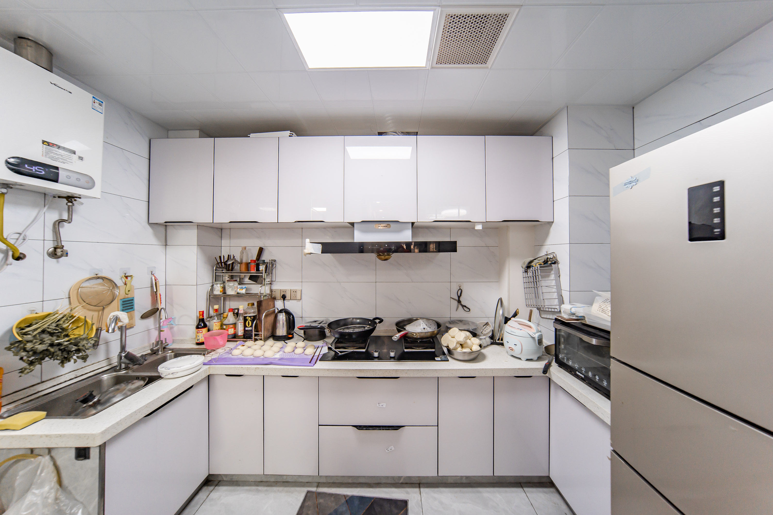 湘熙水郡(观澜海赋家园) 3室2厅1卫 97.6万 湘熙水郡(观澜海赋家园) 3室2厅1卫 97.6万厨房