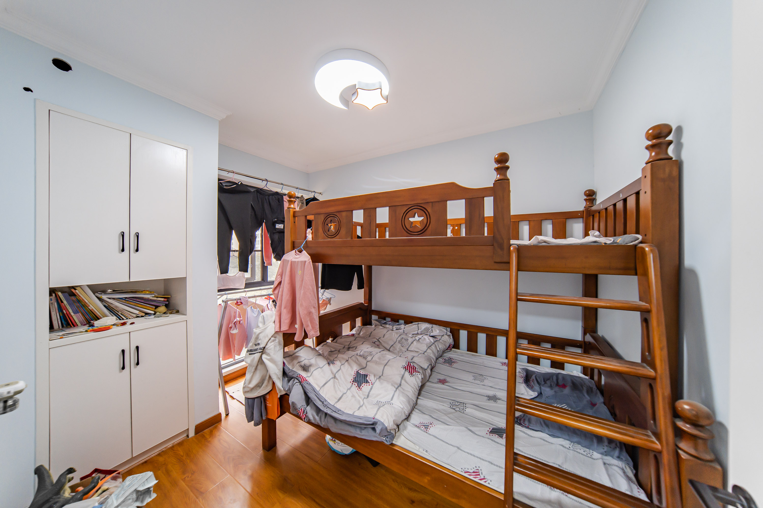 湘熙水郡(观澜海赋家园) 3室2厅1卫 97.6万 湘熙水郡(观澜海赋家园) 3室2厅1卫 97.6万卧室