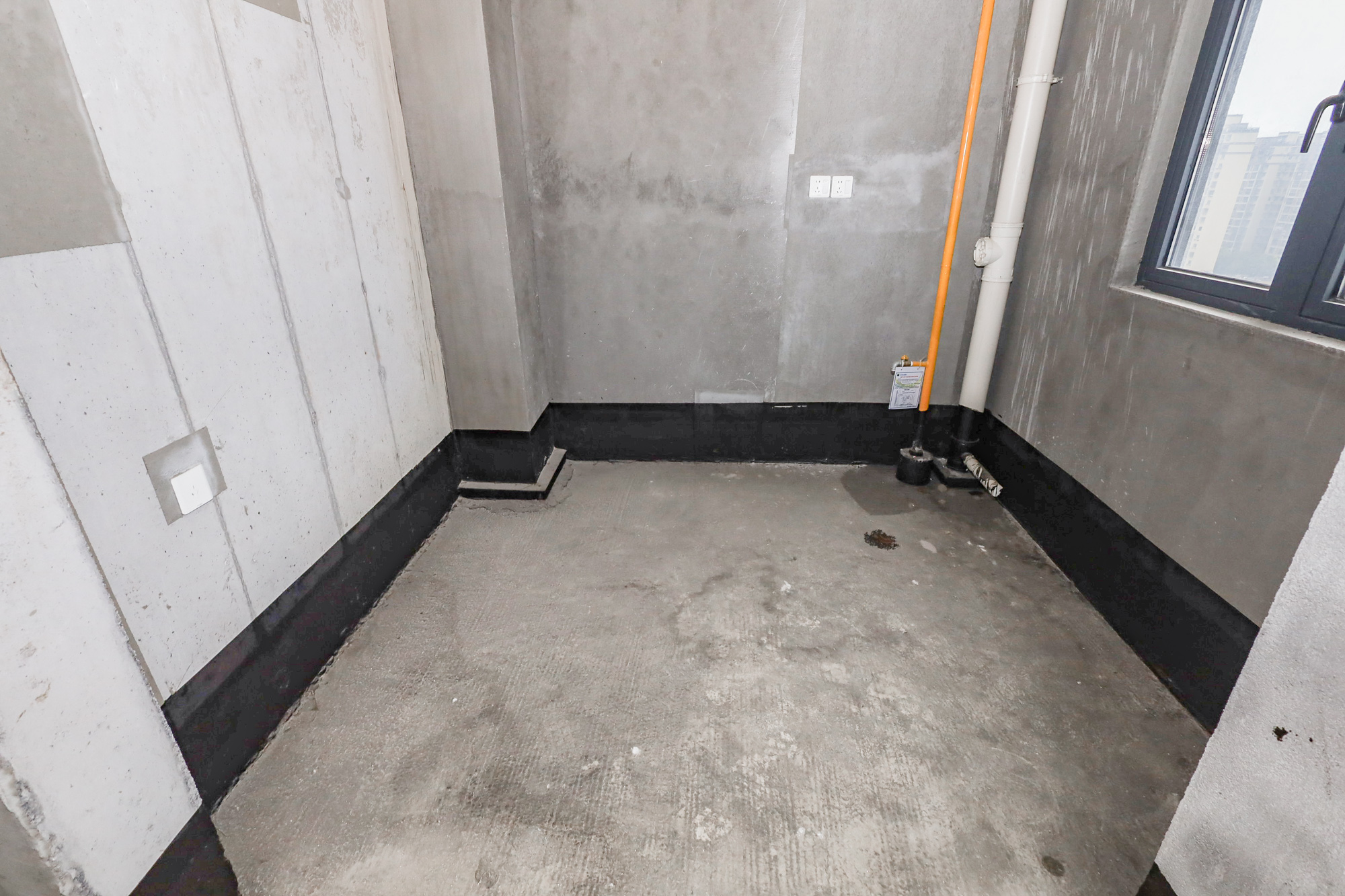 轨道中建麓江府  4室2厅2卫   198.00万厨房
