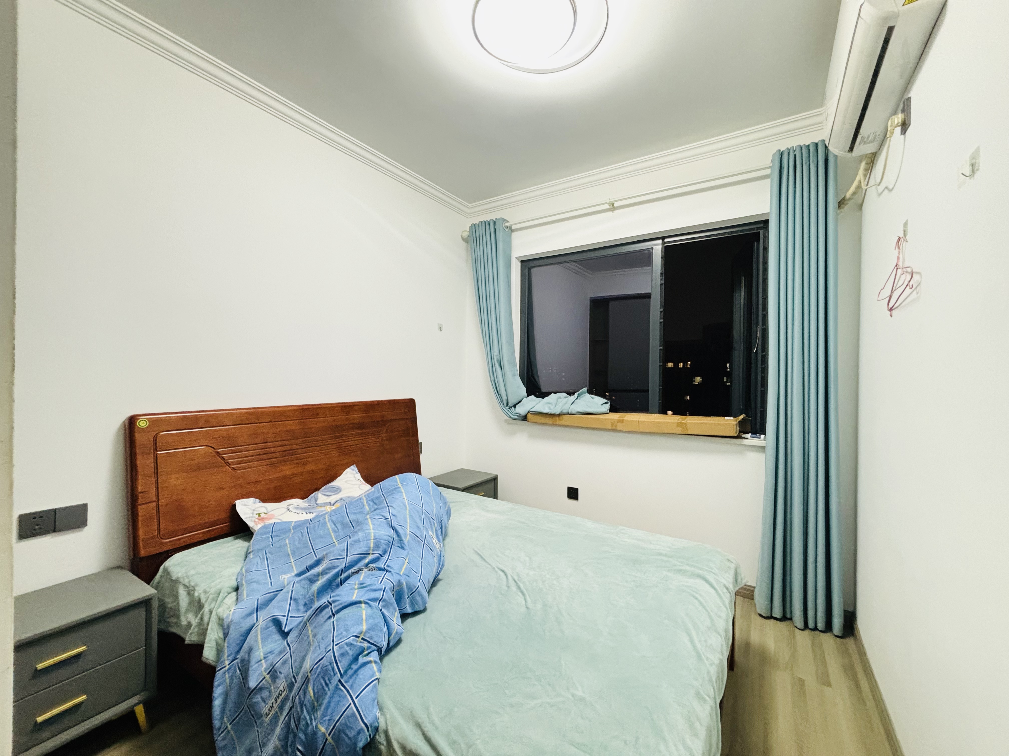 南山梅溪一方 4室2厅2卫 3300.0元/月 南山梅溪一方 4室2厅2卫 3300.0元/月室内图