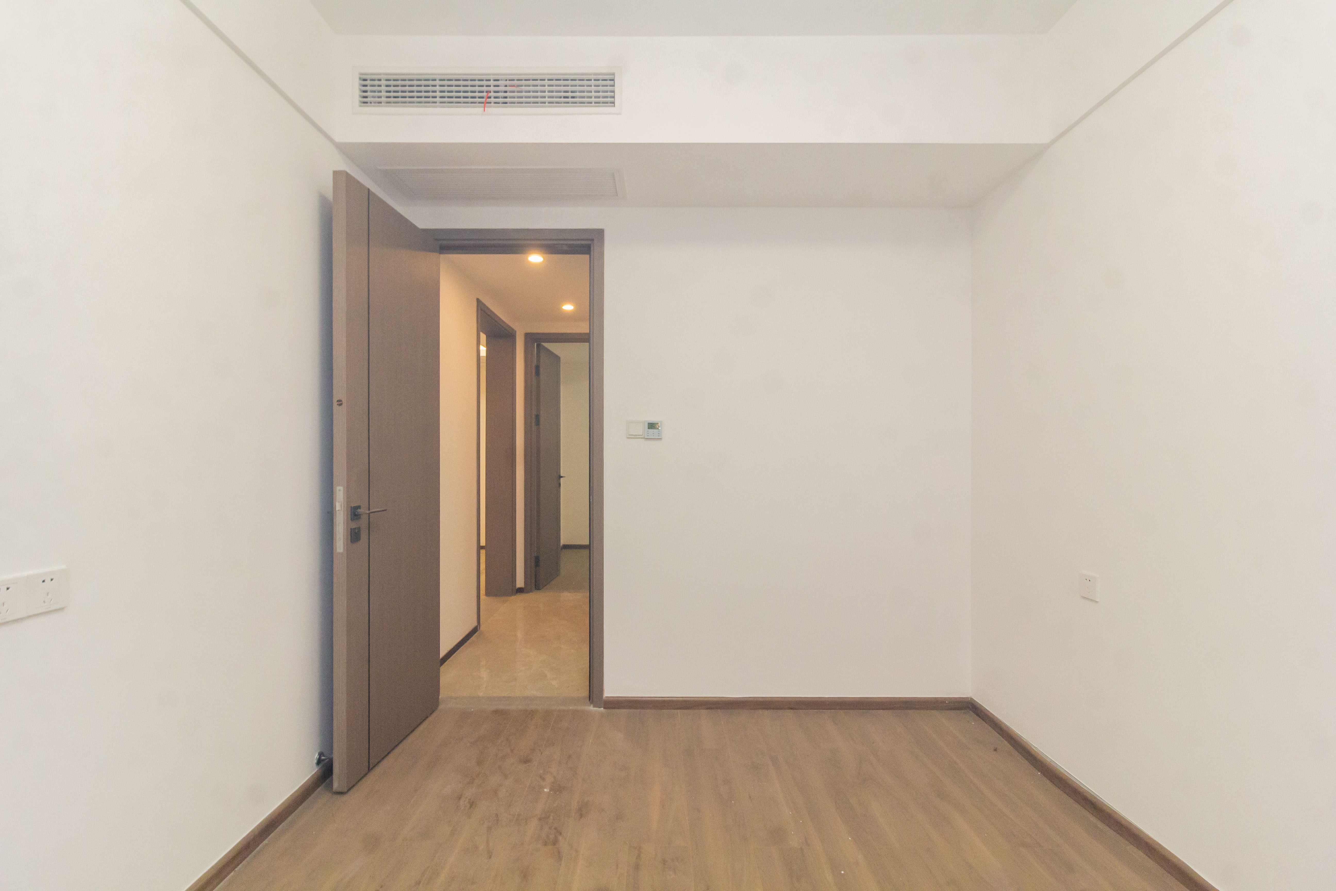 金茂建发观悦  3室2厅2卫   171.50万卧室