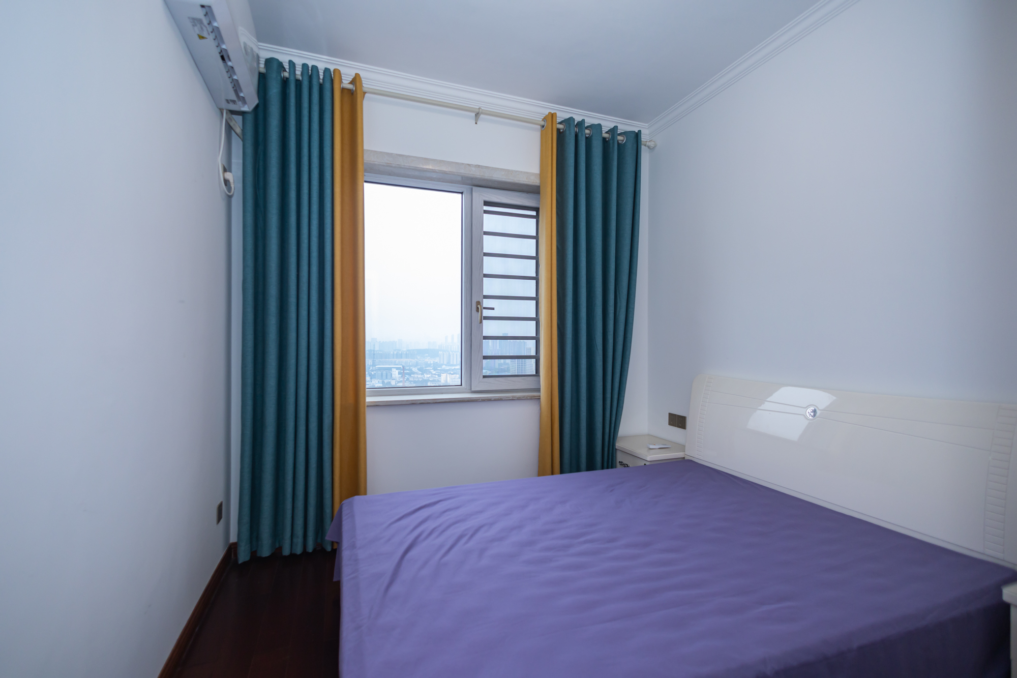 楚天世纪城西苑  3室2厅1卫    62.8万 楚天世纪城西苑  3室2厅1卫    62.8万卧室