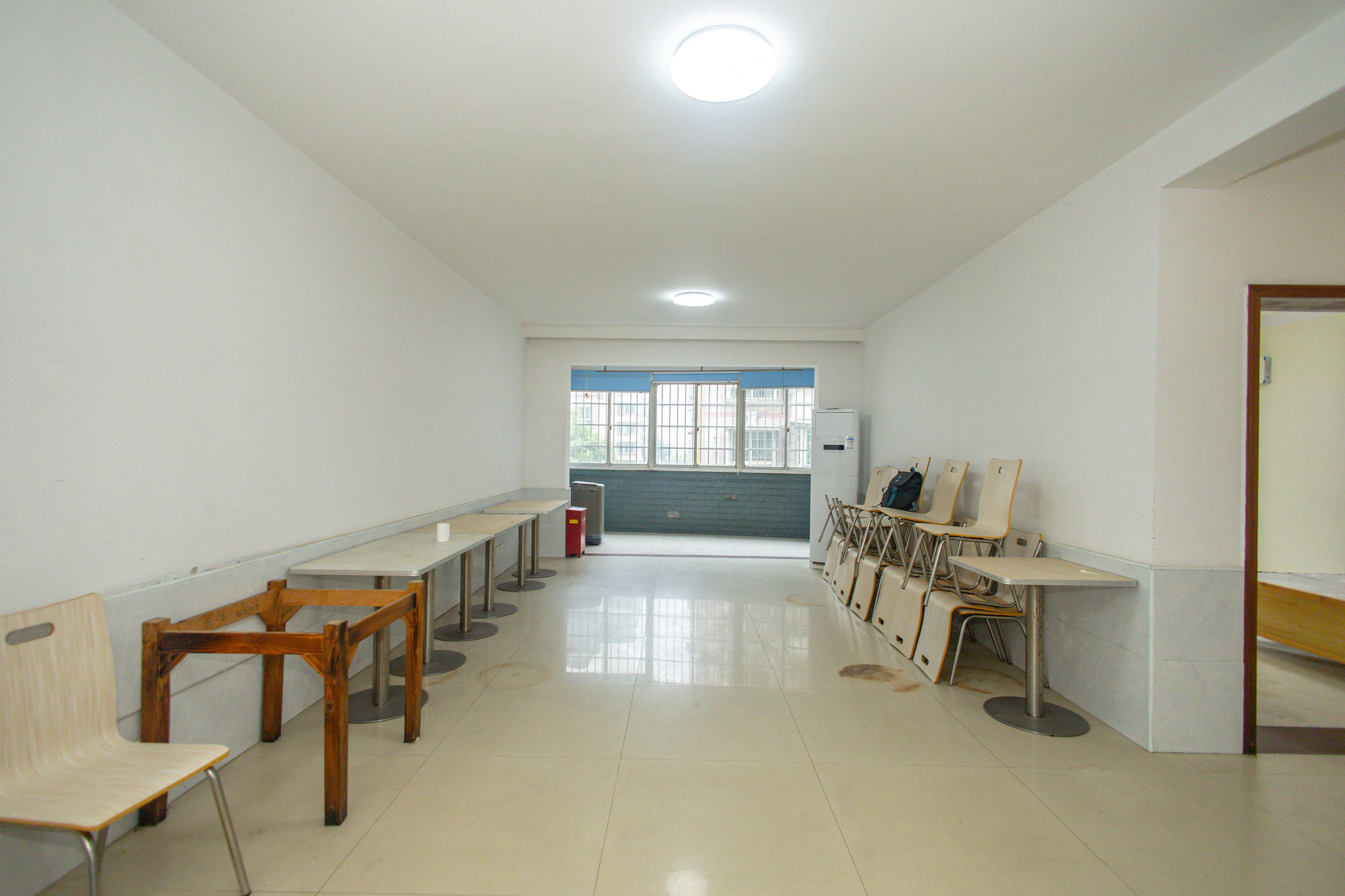 银园公寓(长沙县)  3室2厅1卫    54.0万 银园公寓(长沙县)  3室2厅1卫    54.0万客厅