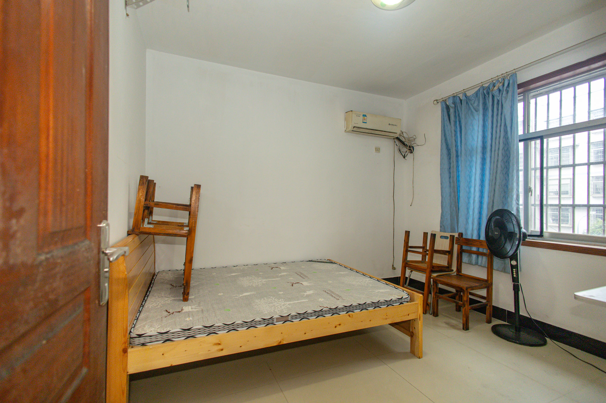 银园公寓(长沙县)  3室2厅1卫    54.0万 银园公寓(长沙县)  3室2厅1卫    54.0万卧室