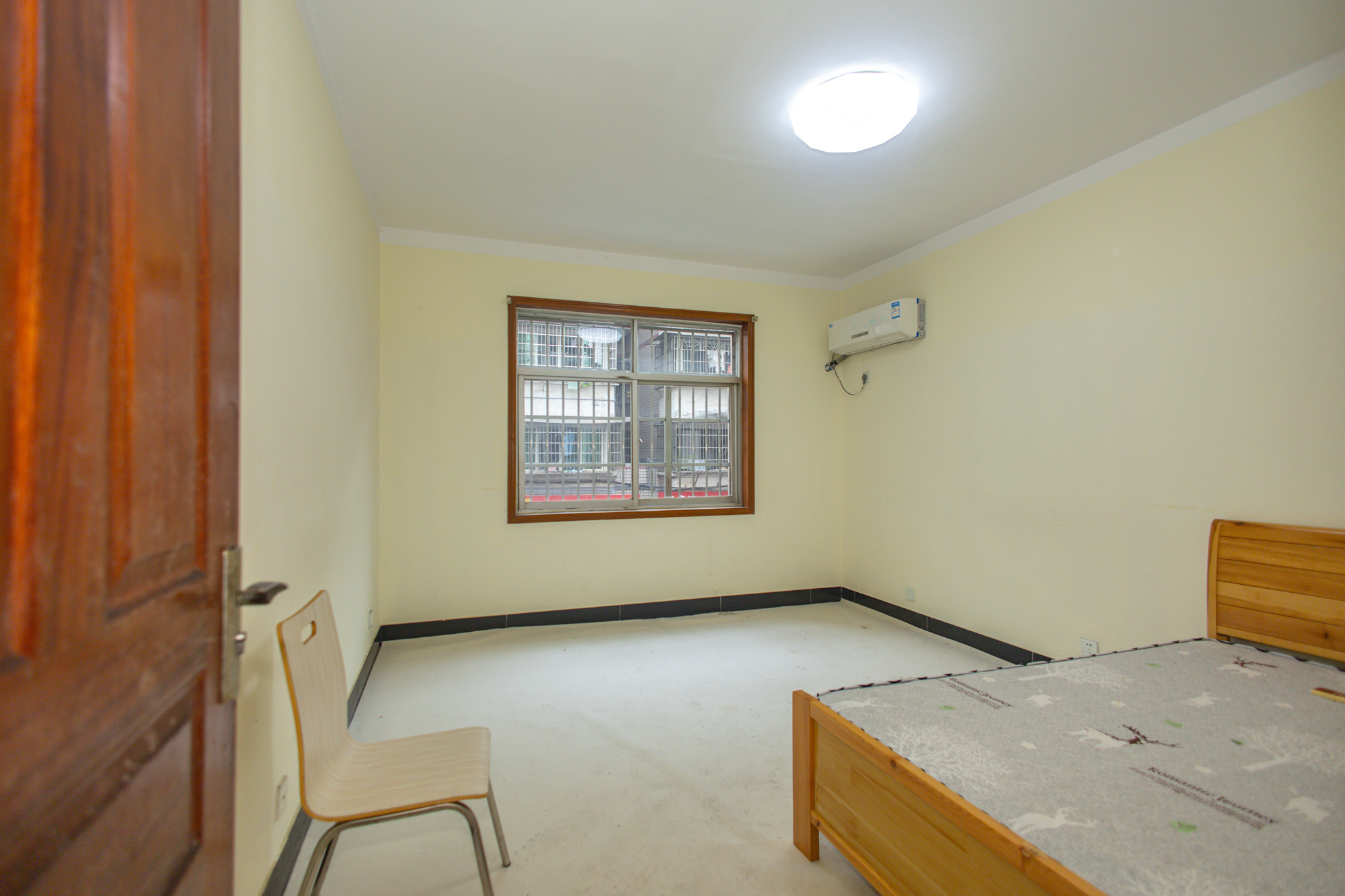 银园公寓(长沙县)  3室2厅1卫    54.0万 银园公寓(长沙县)  3室2厅1卫    54.0万卧室