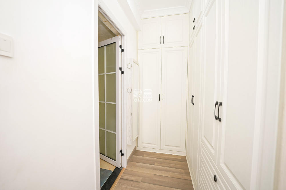 佳兆业水岸新都 4室2厅2卫 2500.0元/月 佳兆业水岸新都 4室2厅2卫 2500.0元/月室内图