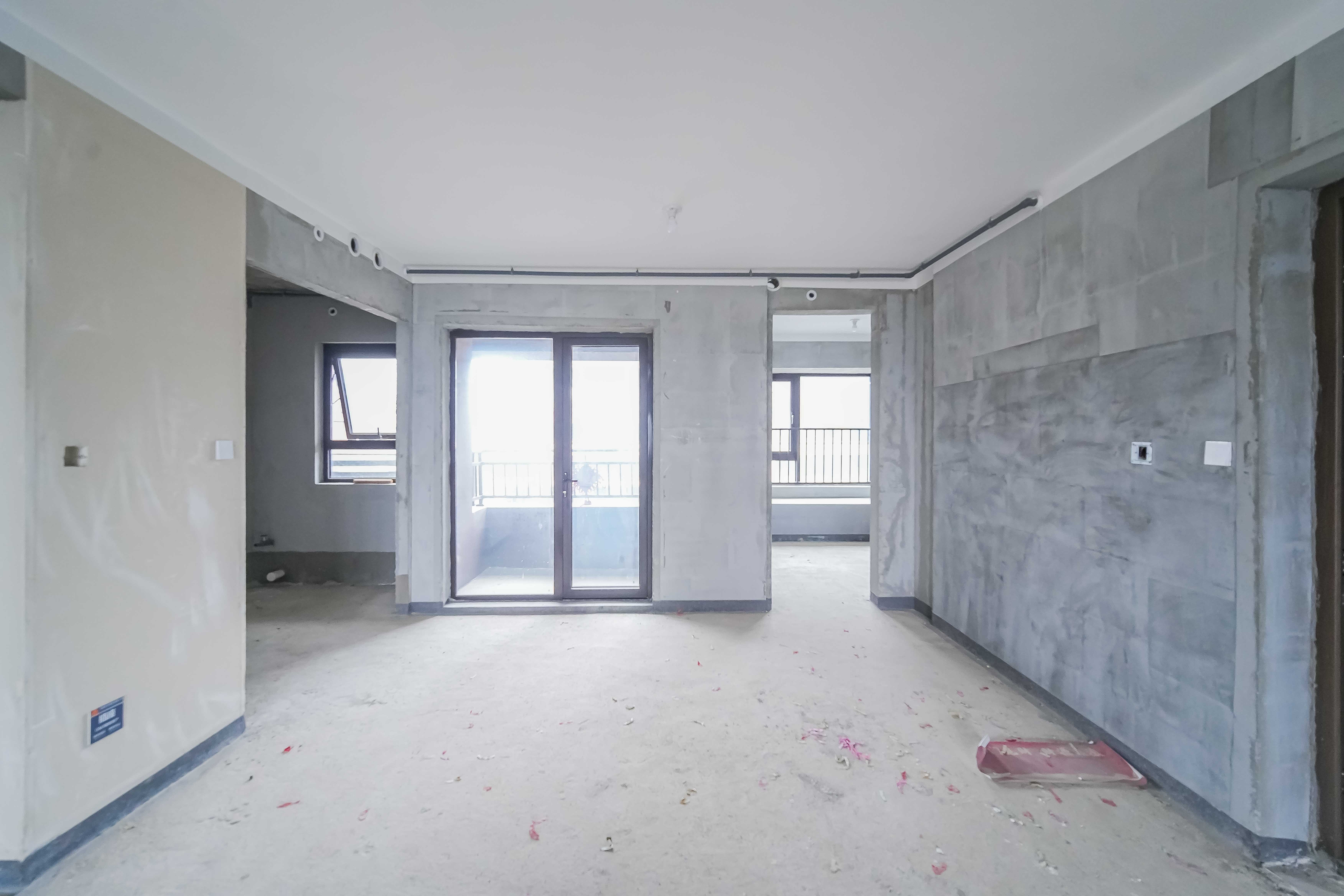 建发玖洲和玺  4室2厅2卫   200.00万其他