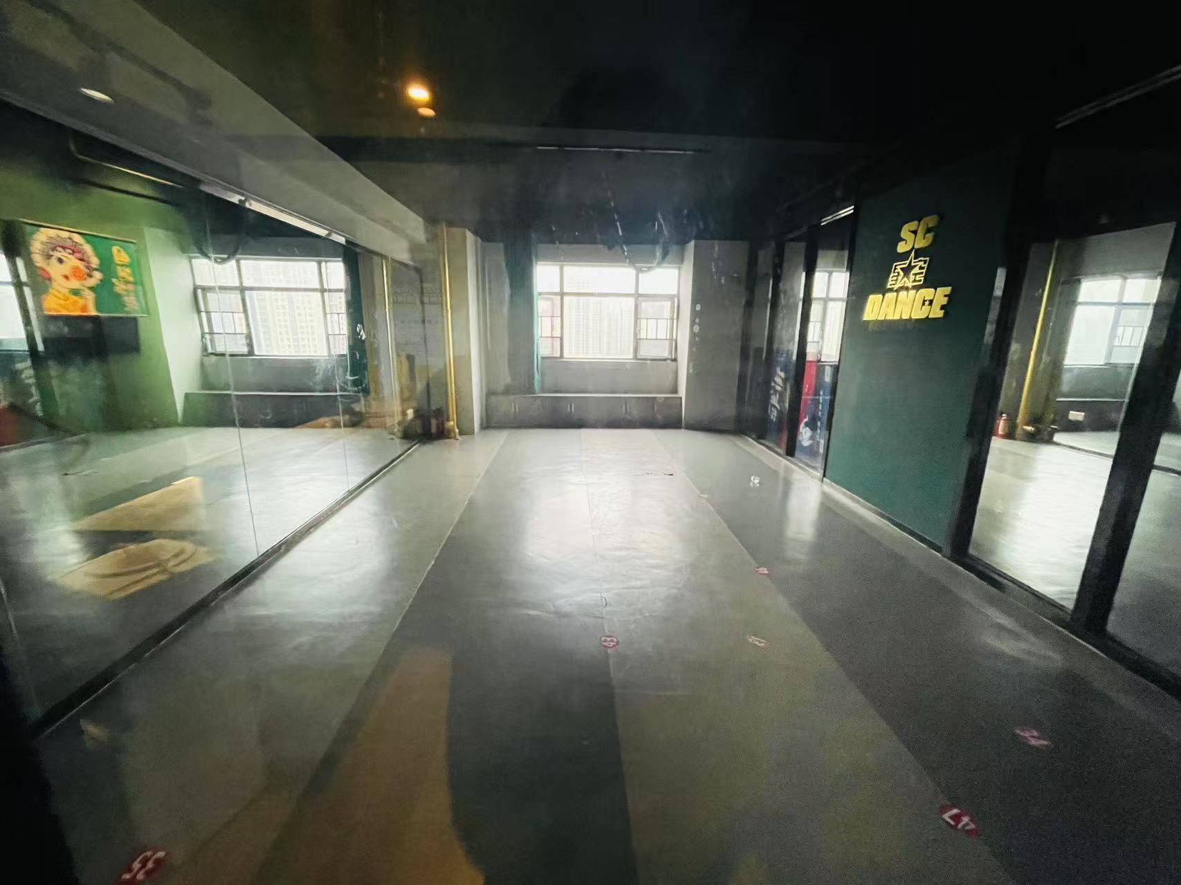 国际公馆(美的时代广场) 1室1厅1卫 1200.0元/月 国际公馆(美的时代广场) 1室1厅1卫 1200.0元/月室内图