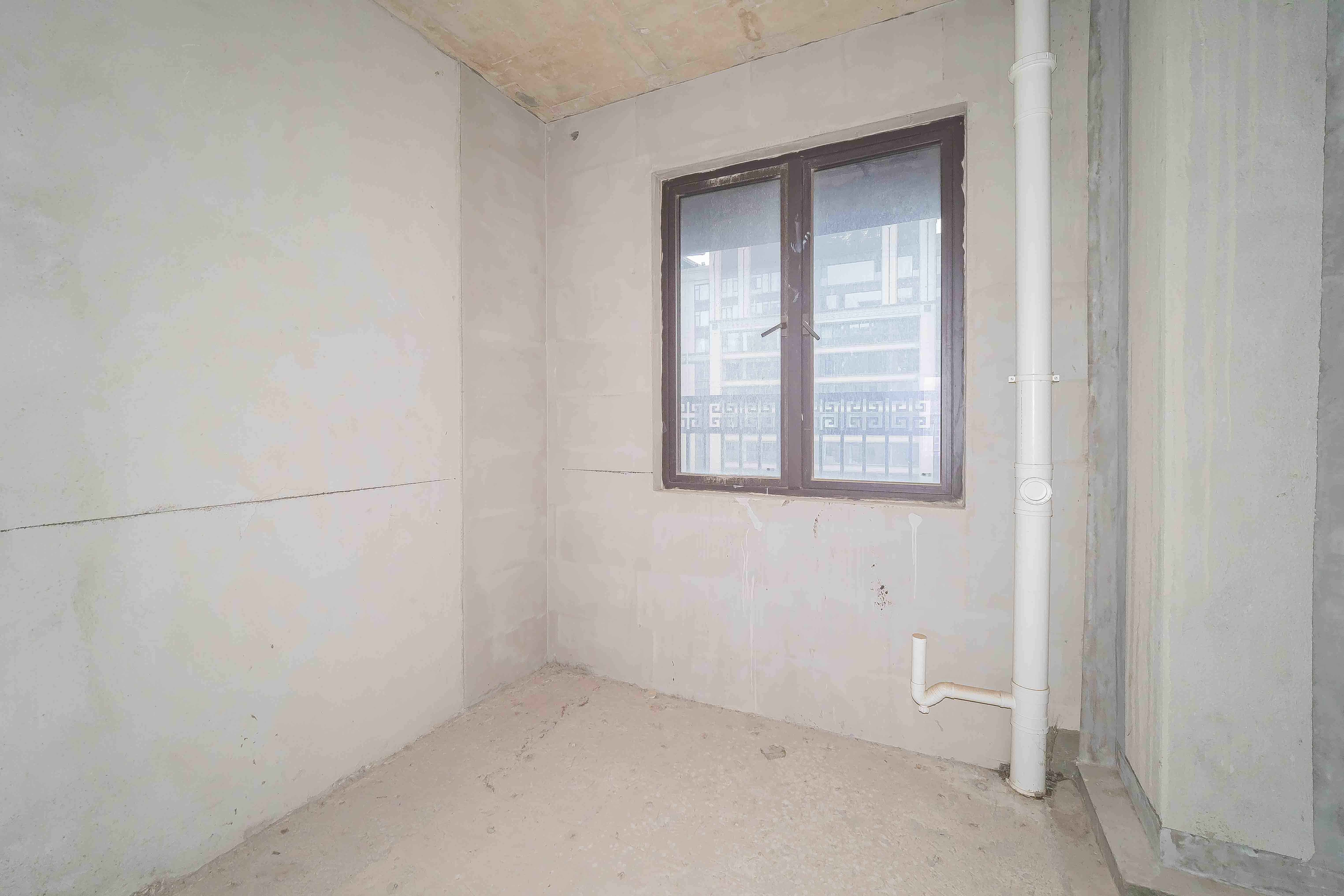 建发央玺（建发泱玺雅苑）  4室2厅2卫   315.00万厨房