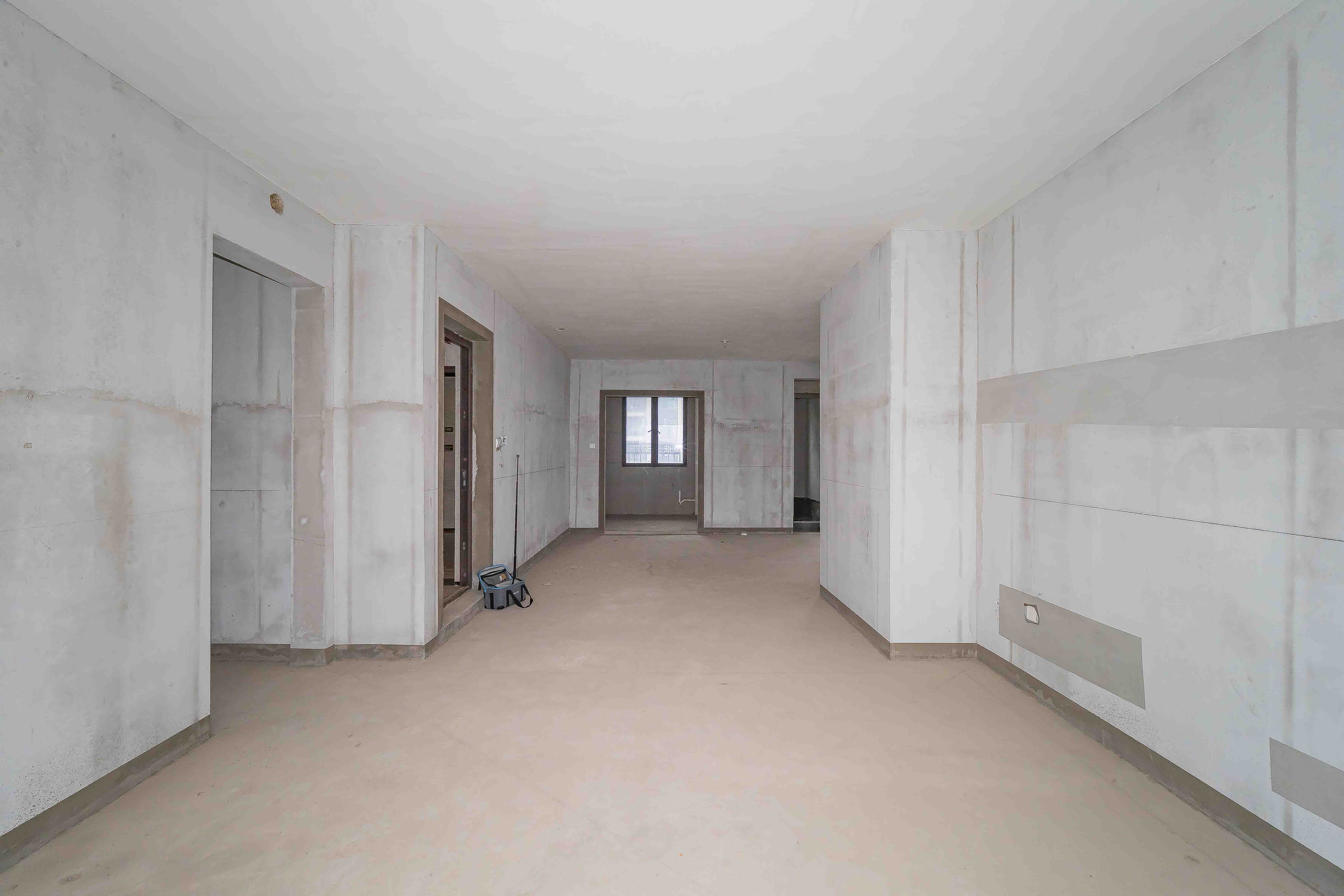 建发央玺（建发泱玺雅苑）  4室2厅2卫   315.00万其他