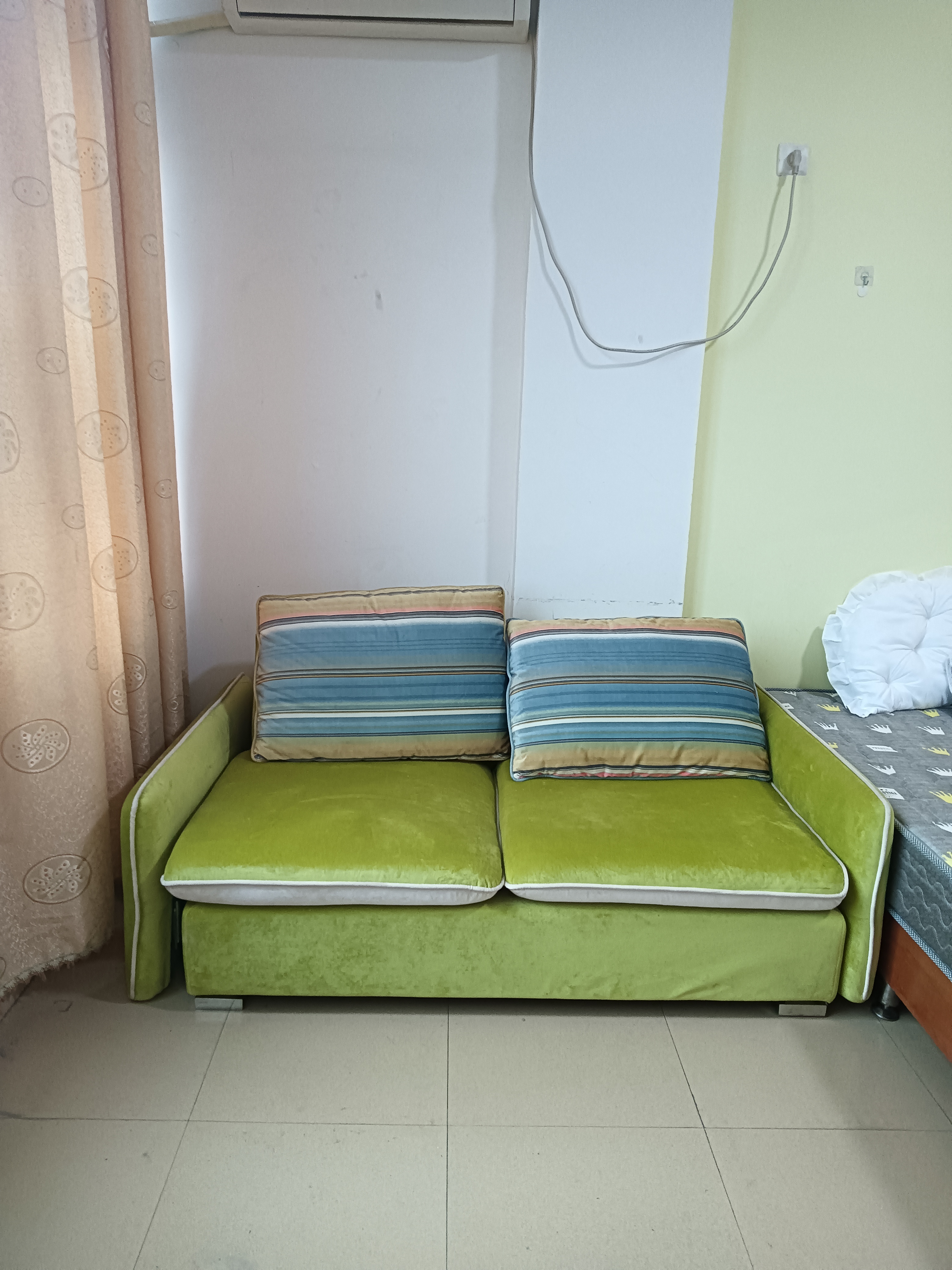 解放西路散盘 1室1厅1卫 700.0元/月 解放西路散盘 1室1厅1卫 700.0元/月室内图