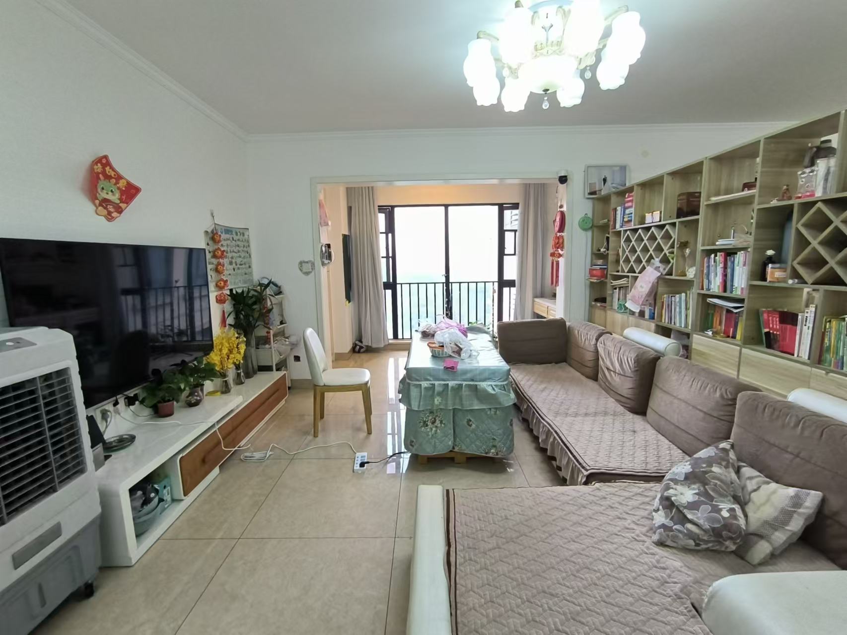 蓝溪谷 4室2厅2卫 110.0万 蓝溪谷 4室2厅2卫 110.0万室内图