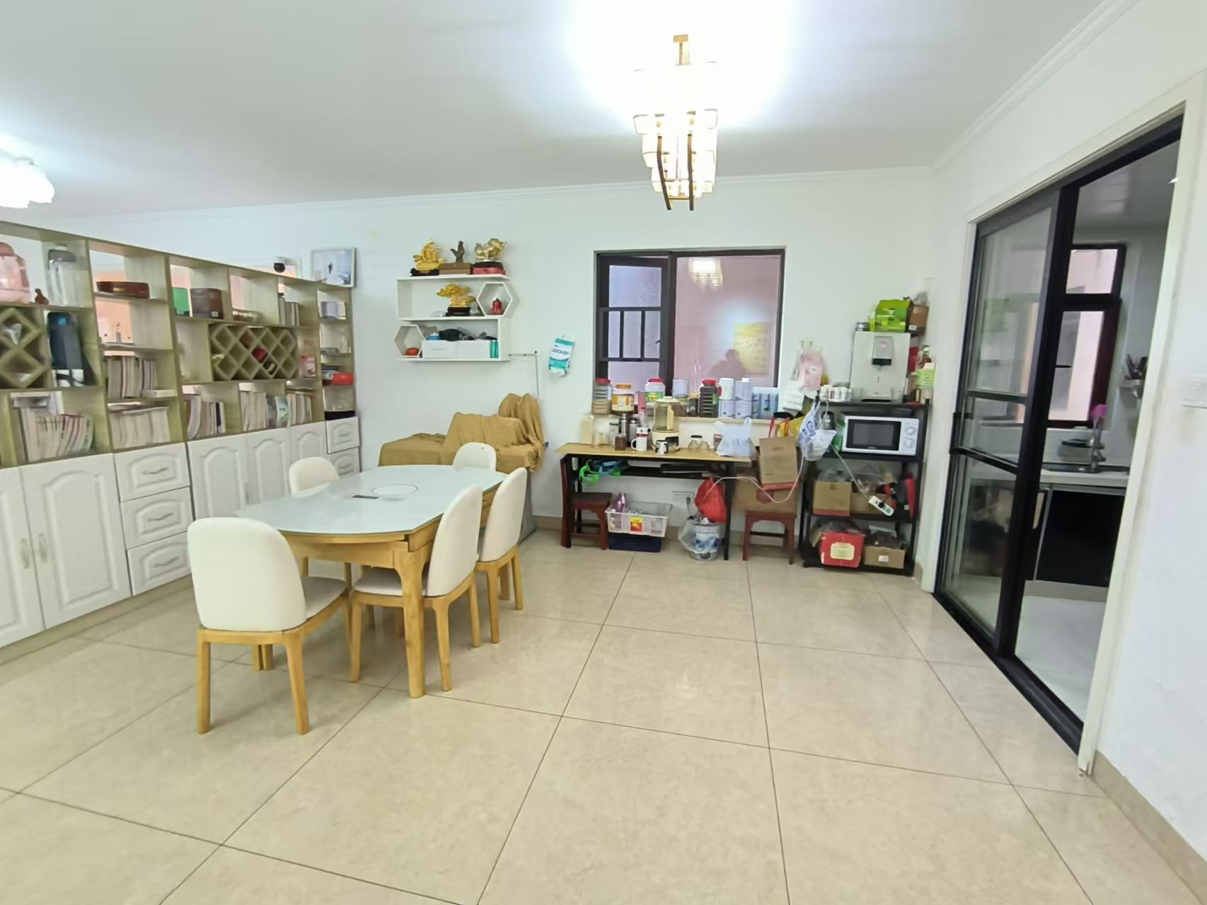 蓝溪谷 4室2厅2卫 110.0万 蓝溪谷 4室2厅2卫 110.0万室内图