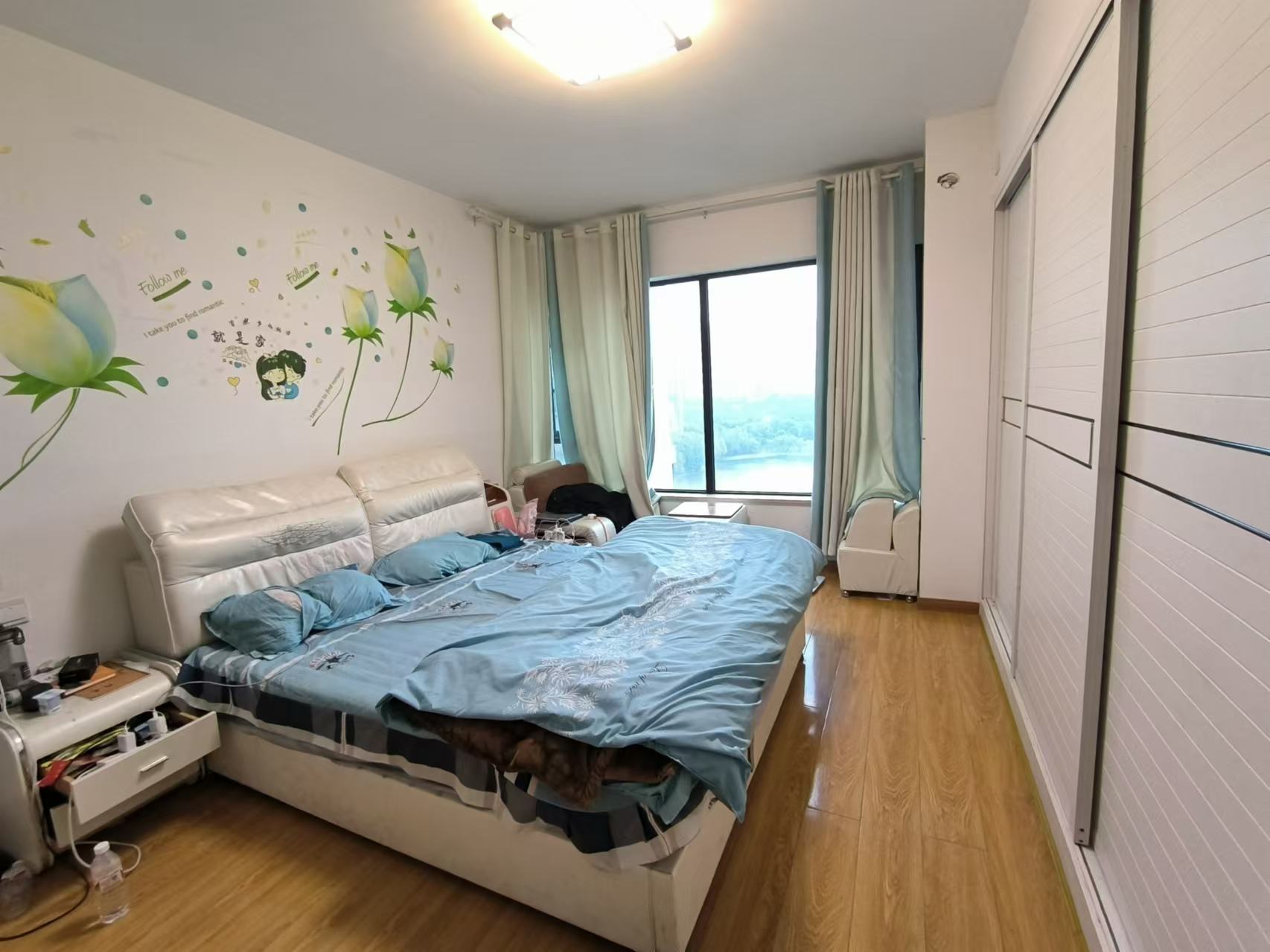 蓝溪谷 4室2厅2卫 110.0万 蓝溪谷 4室2厅2卫 110.0万室内图