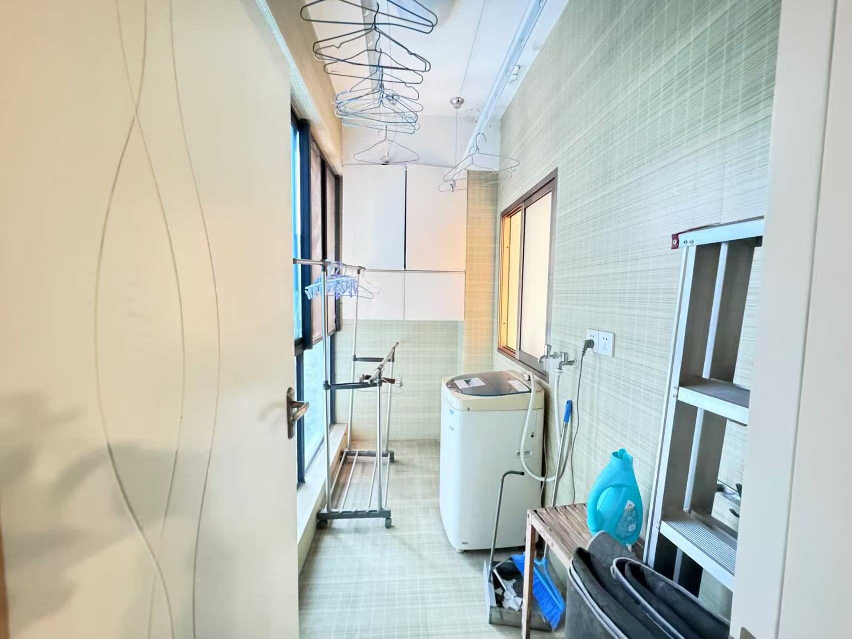 山水国际  3室2厅2卫    76.8万 山水国际  3室2厅2卫    76.8万室内图