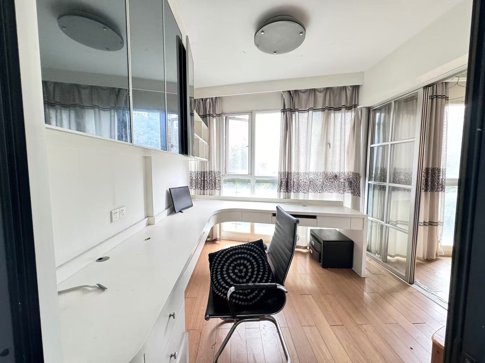 山水国际  3室2厅2卫    76.8万 山水国际  3室2厅2卫    76.8万室内图