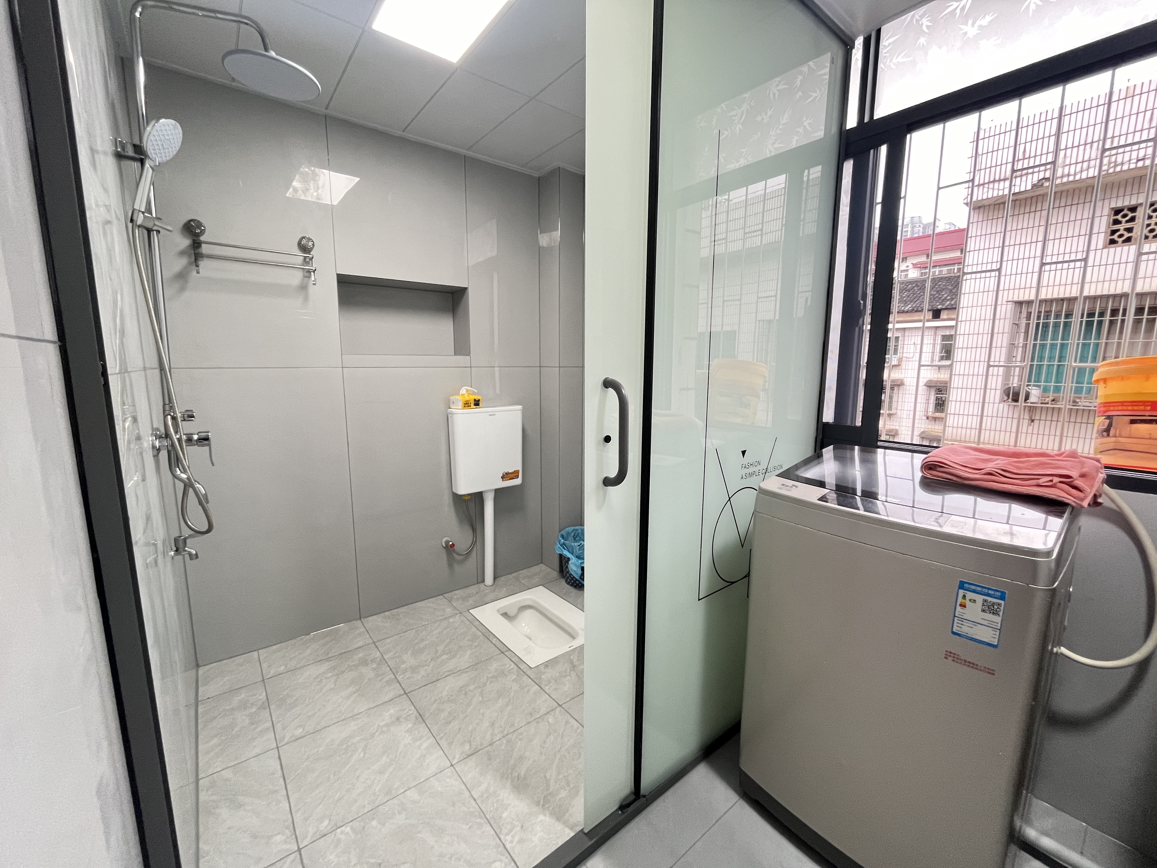 育财农贸市场(民营市场) 3室2厅1卫 40.8万 育财农贸市场(民营市场) 3室2厅1卫 40.8万室内图