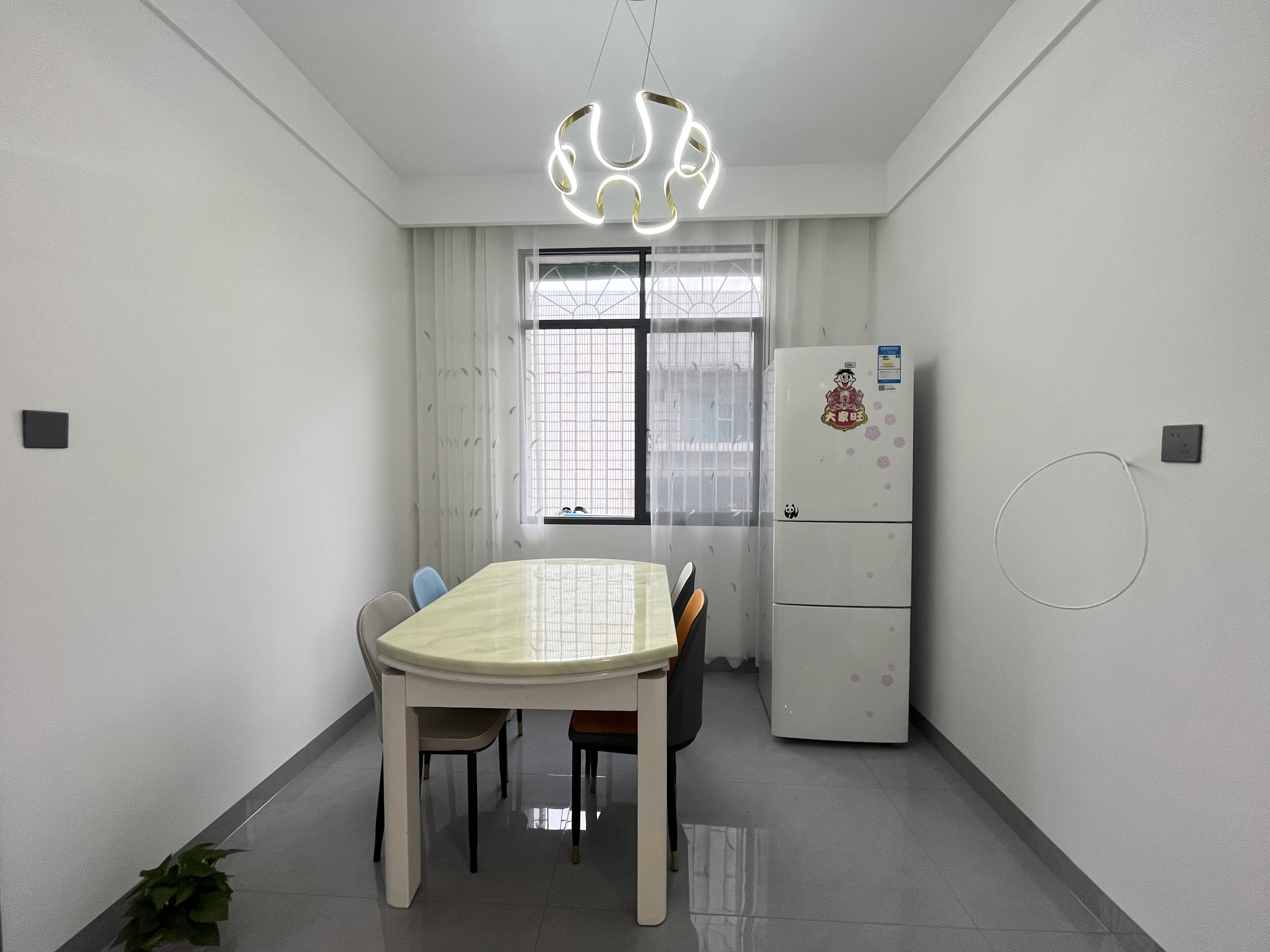 育财农贸市场(民营市场) 3室2厅1卫 40.8万 育财农贸市场(民营市场) 3室2厅1卫 40.8万室内图