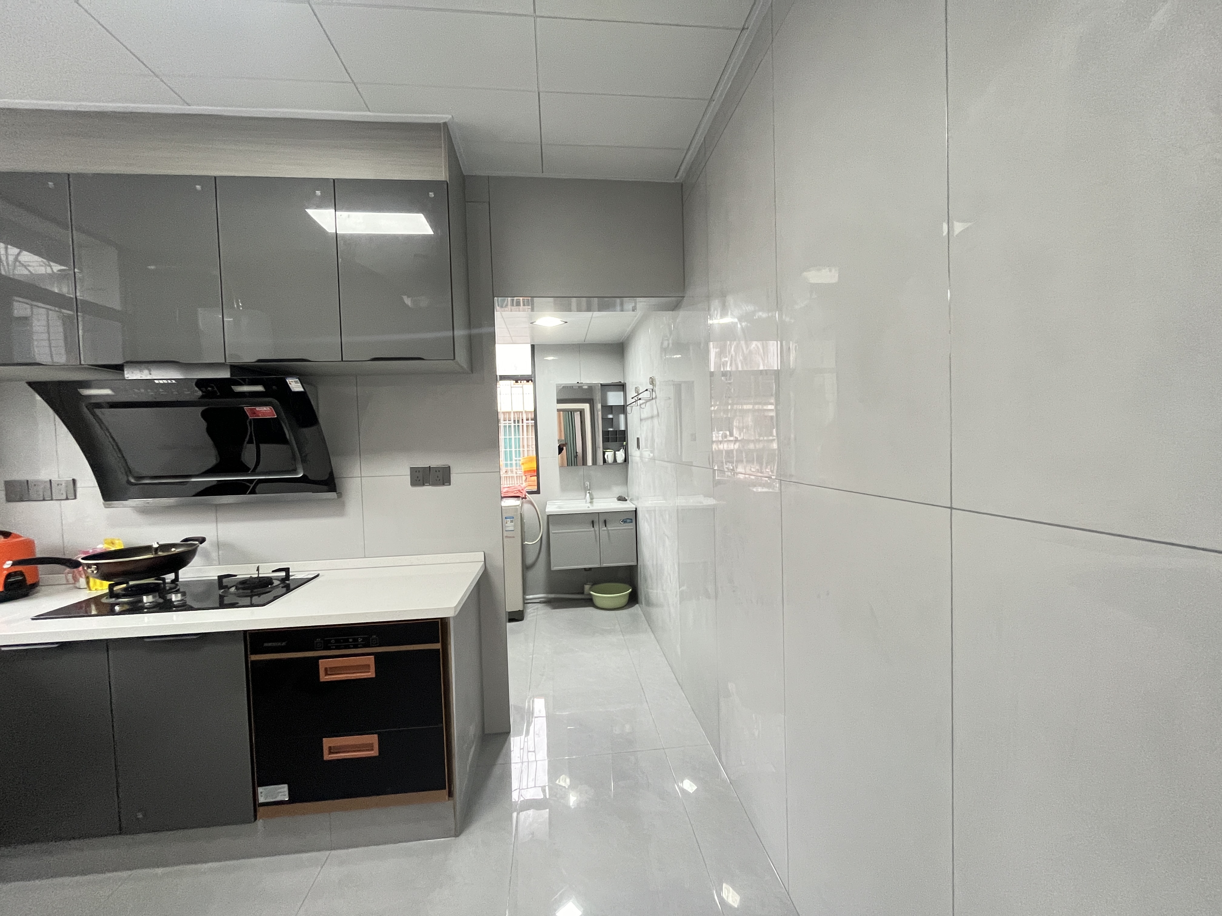 育财农贸市场(民营市场) 3室2厅1卫 40.8万 育财农贸市场(民营市场) 3室2厅1卫 40.8万室内图