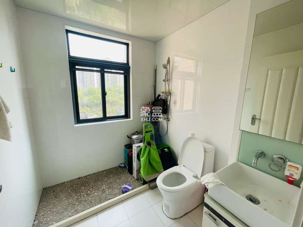 颐景园 4室2厅2卫 2000.0元/月 颐景园 4室2厅2卫 2000.0元/月室内图