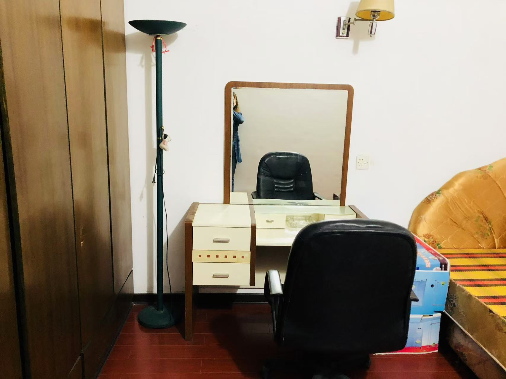 芙蓉路 2室1厅1卫 700.0元/月 芙蓉路 2室1厅1卫 700.0元/月室内图