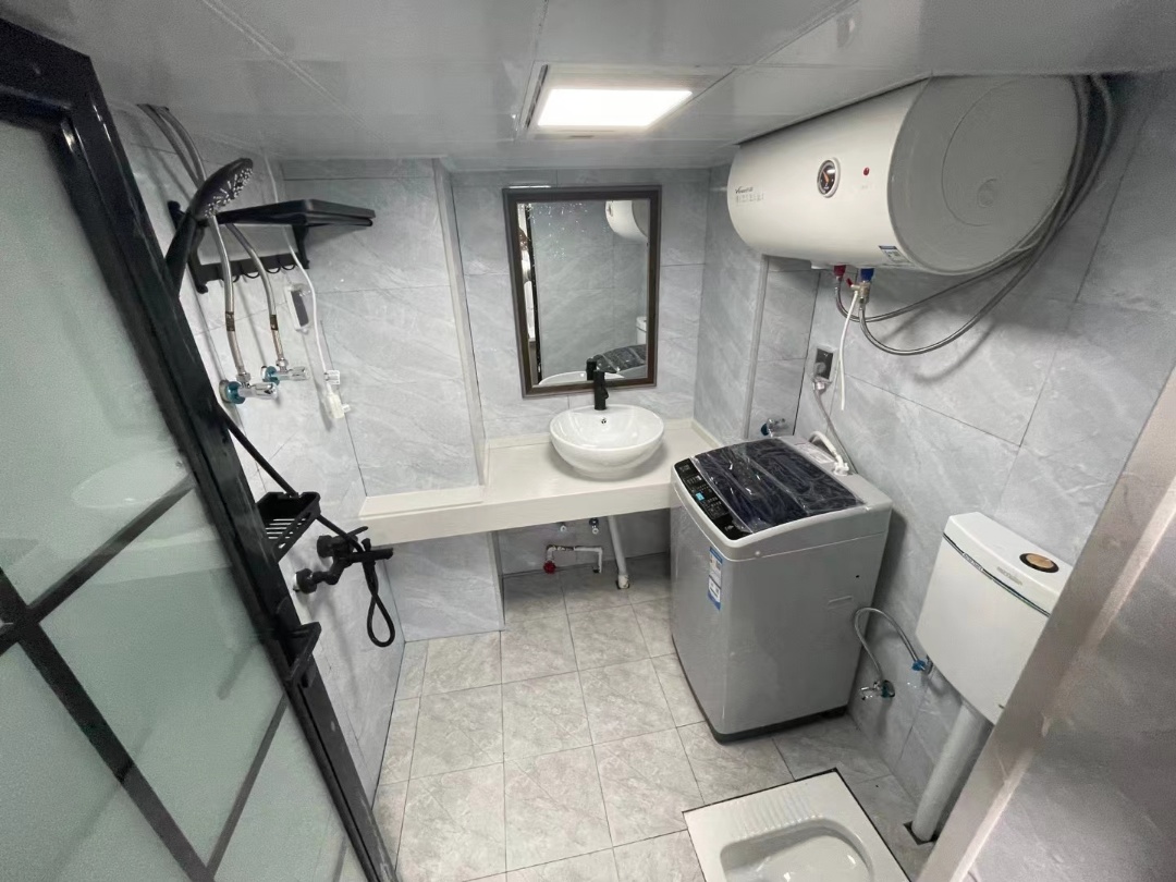 裕天国际商汇中心 1室1厅1卫 2100.0元/月 裕天国际商汇中心 1室1厅1卫 2100.0元/月室内图