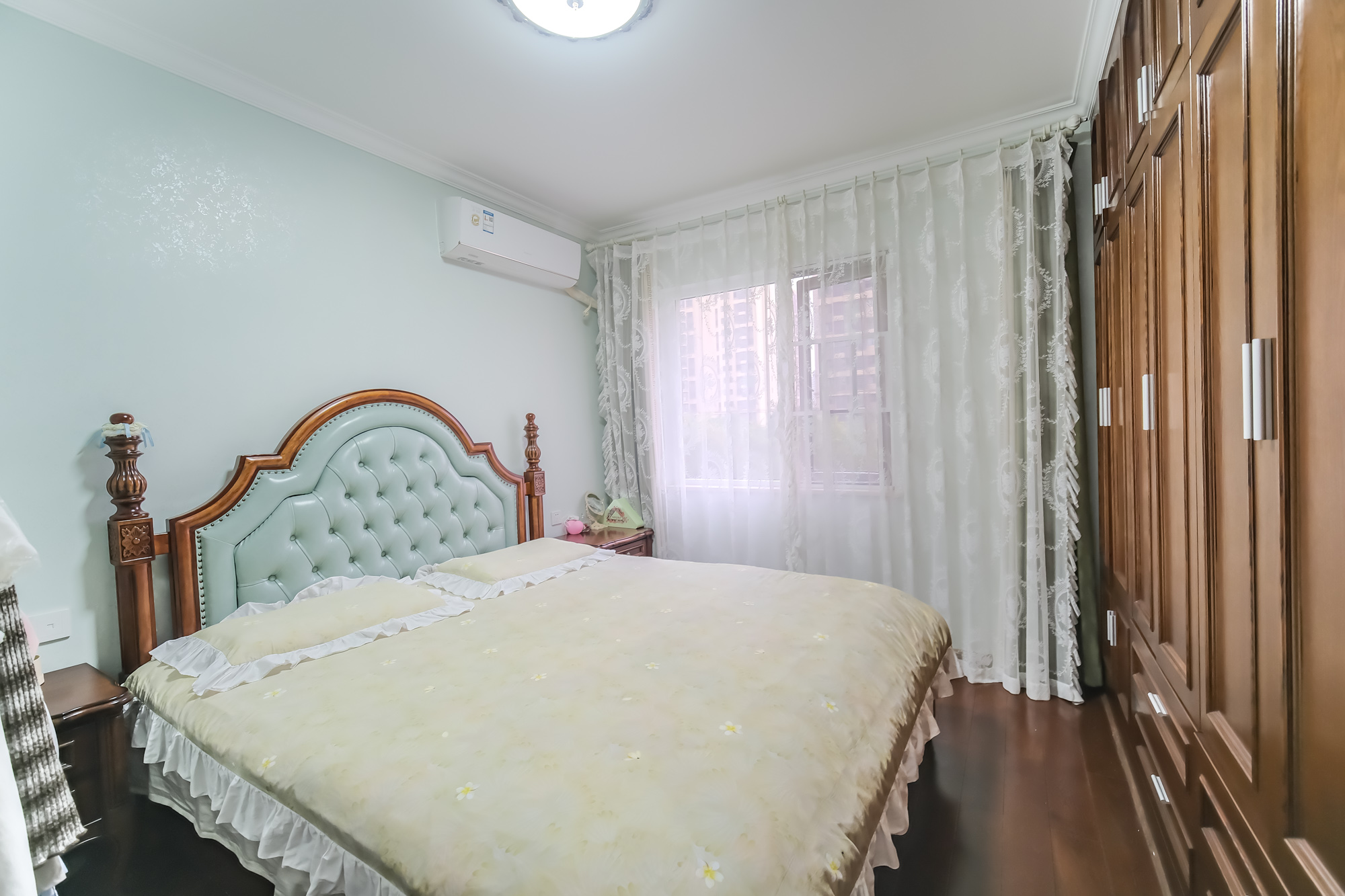 保利香槟国际 3室2厅2卫 95.0万 保利香槟国际 3室2厅2卫 95.0万卧室