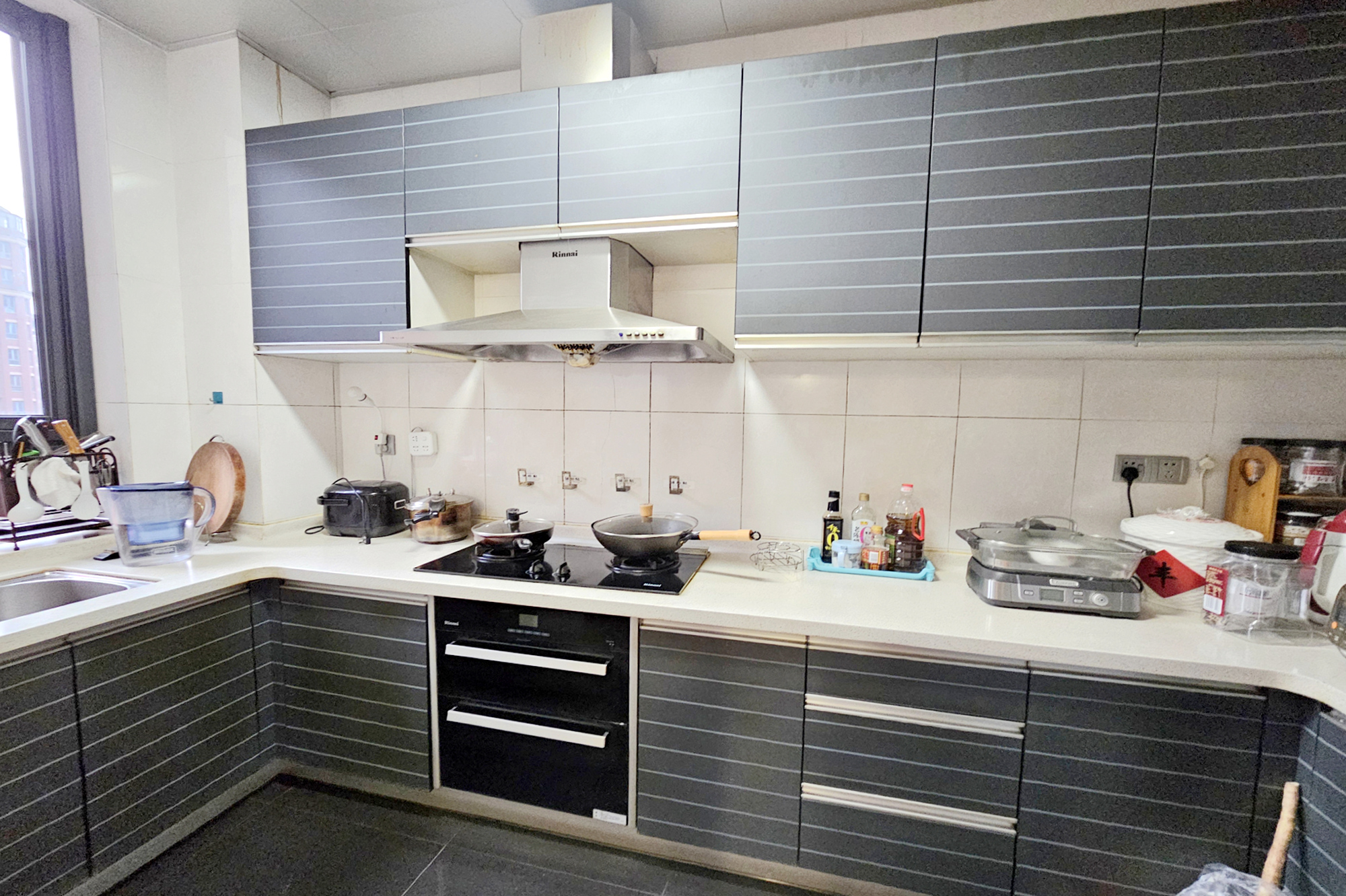 中隆国际御玺  4室2厅3卫    230.0万 中隆国际御玺  4室2厅3卫    230.0万厨房