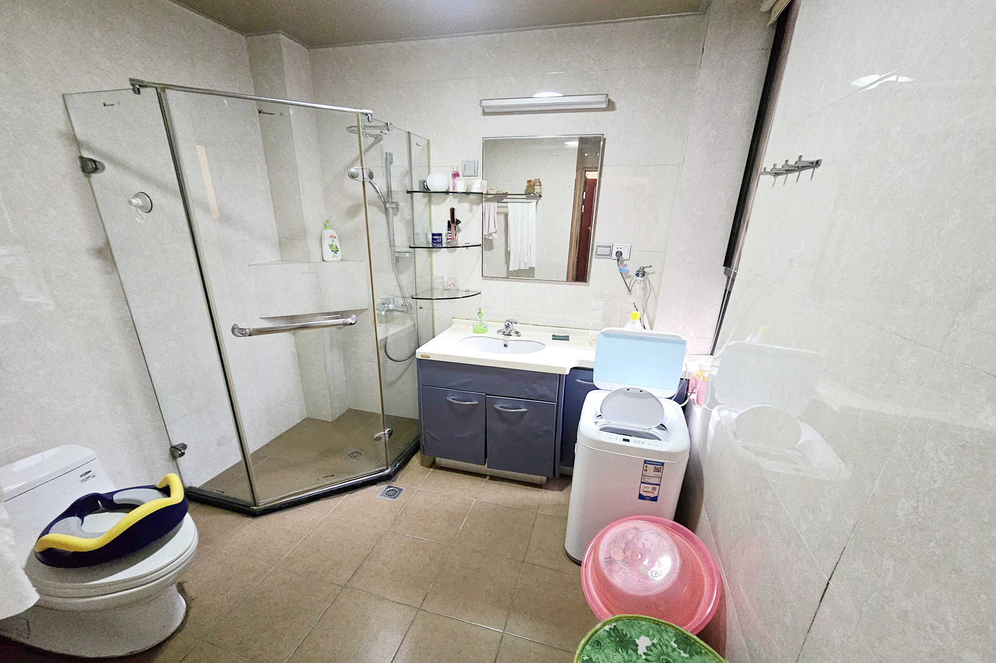 中隆国际御玺  4室2厅3卫    230.0万 中隆国际御玺  4室2厅3卫    230.0万卫生间