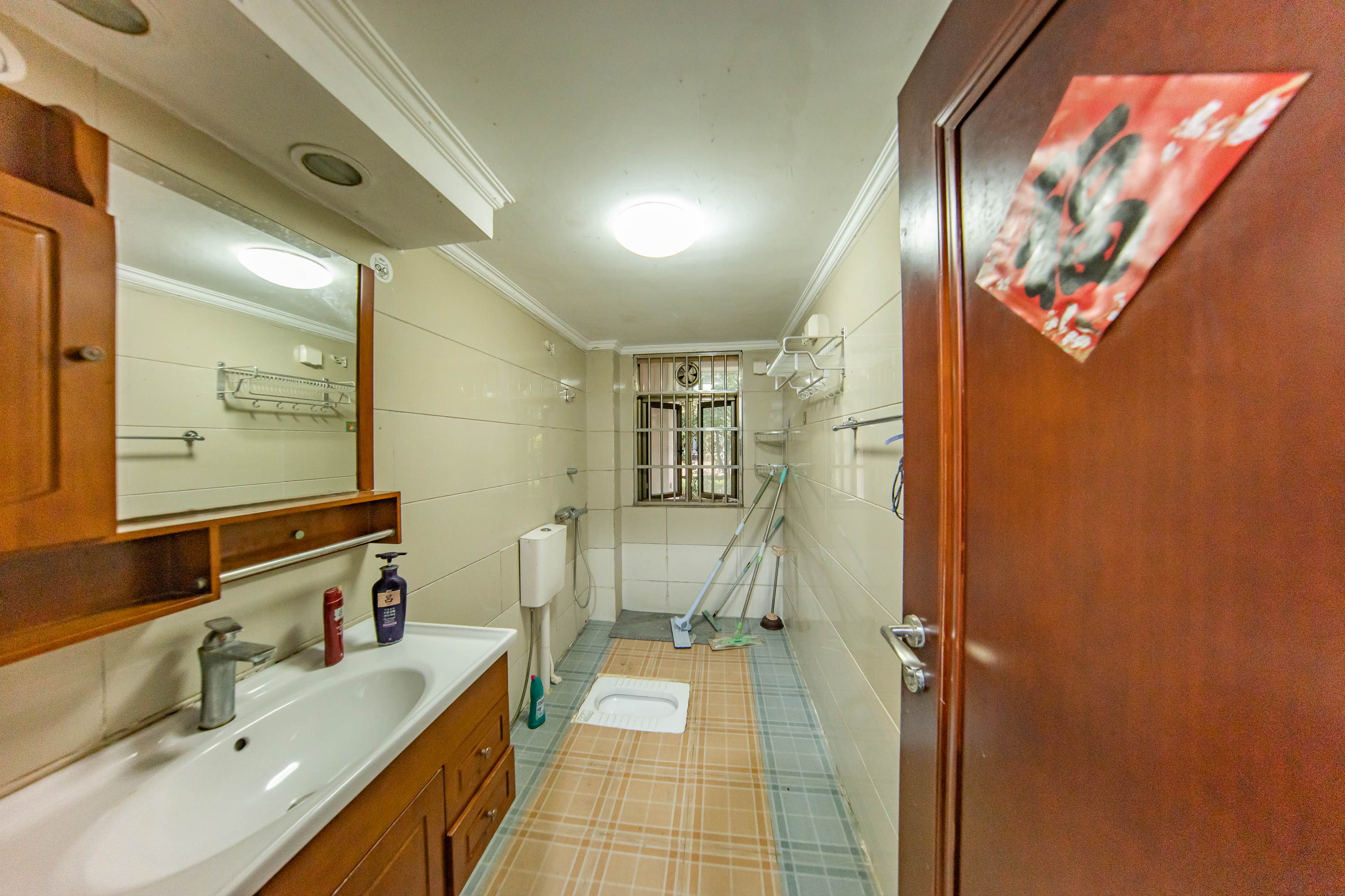 江山帝景雅典 3室2厅2卫 120.0万 江山帝景雅典 3室2厅2卫 120.0万卫生间