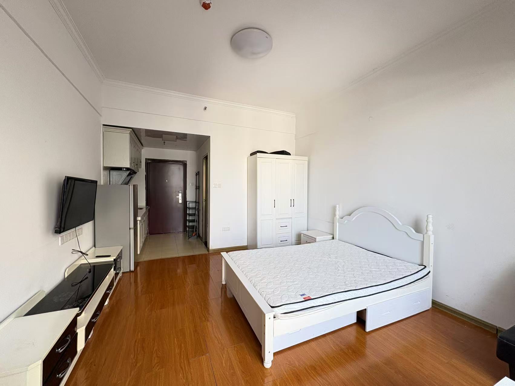 乐尚城  1室1厅1卫    1400.0元/月室内图1