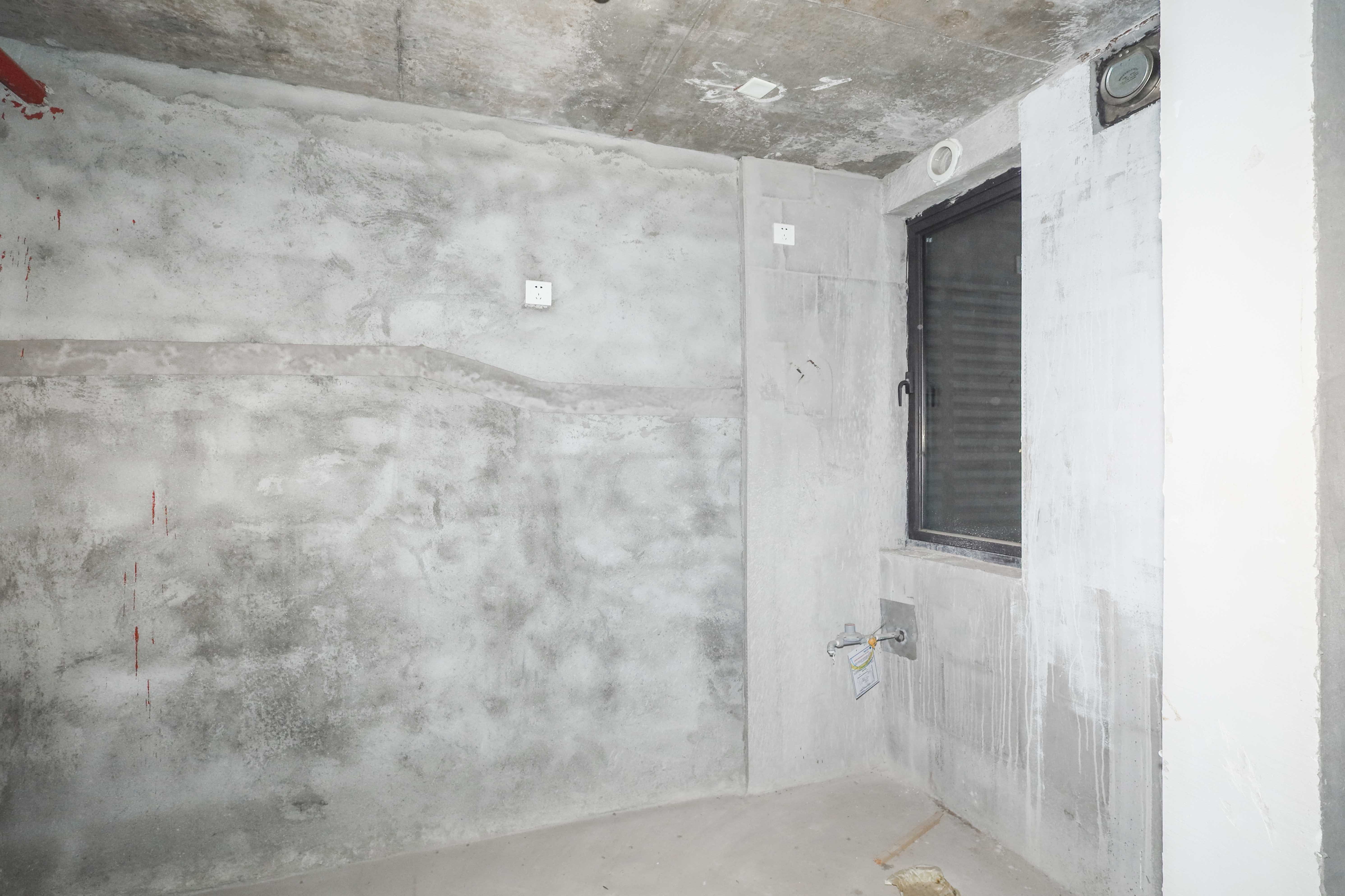 建发央著  4室2厅3卫   185.00万厨房