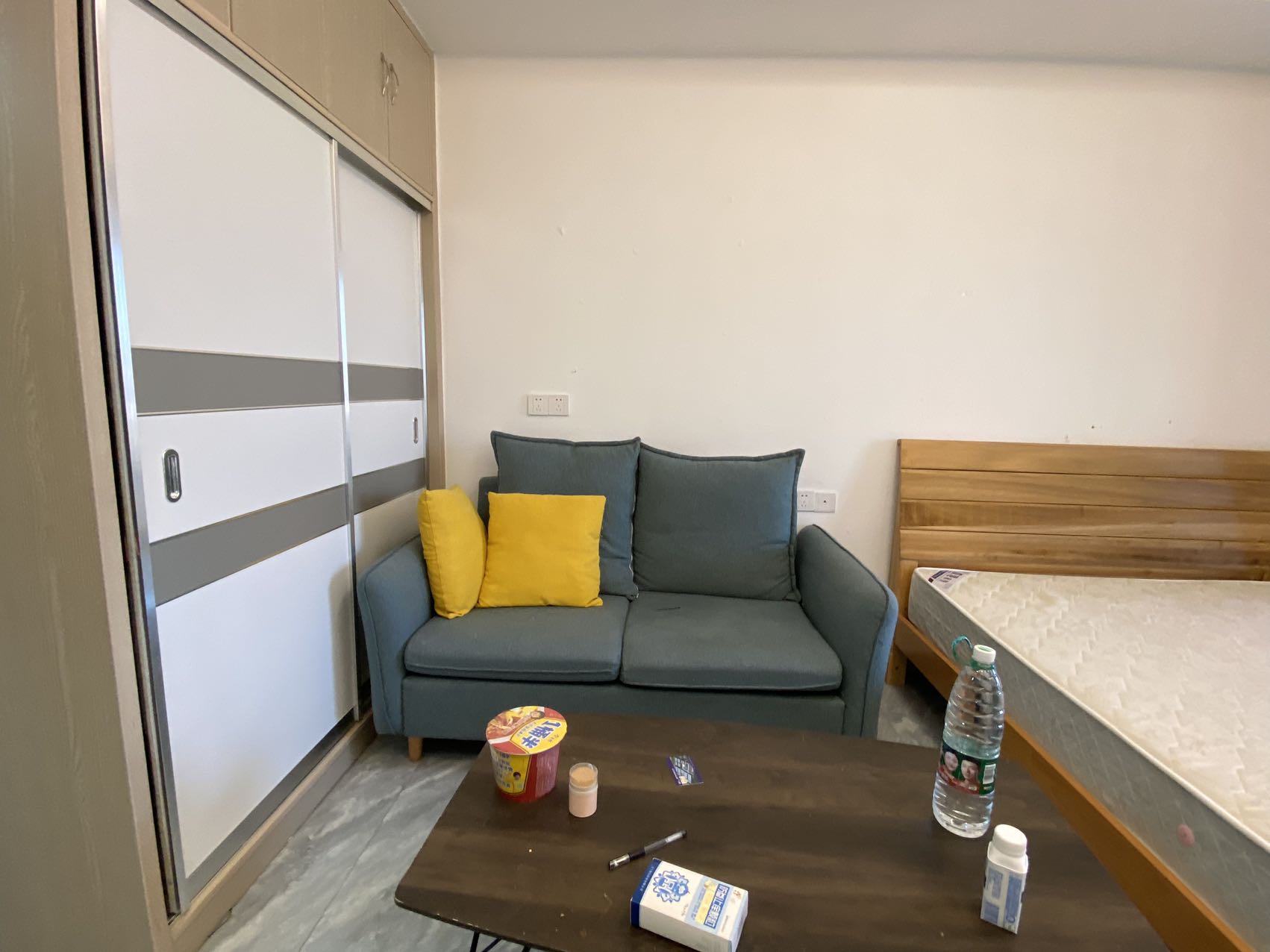 中海新城熙岸(中信新城五期) 1室0厅0卫 1200.0元/月 中海新城熙岸(中信新城五期) 1室0厅0卫 1200.0元/月室内图