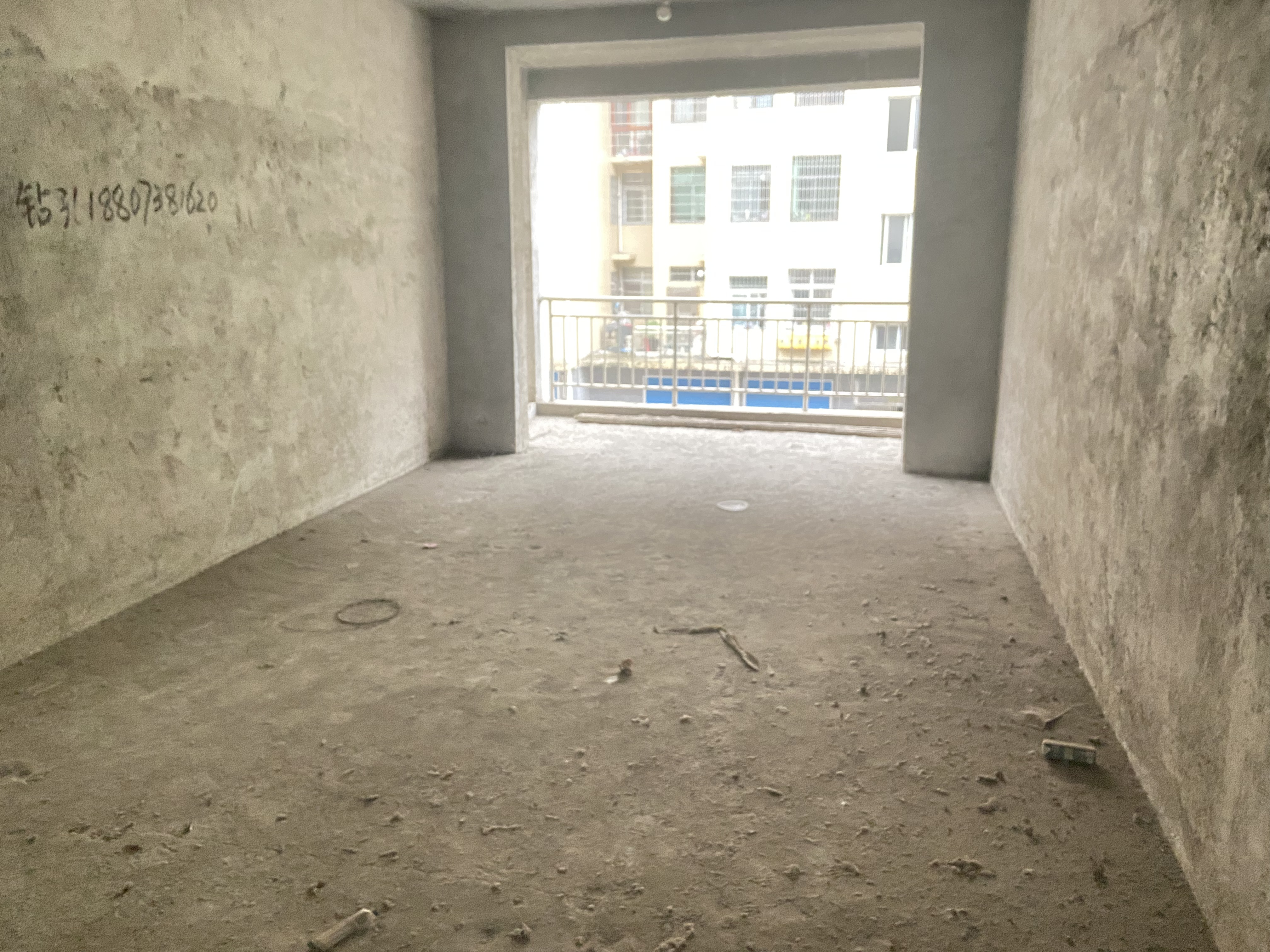 山水绿城  2室2厅1卫    29.8万