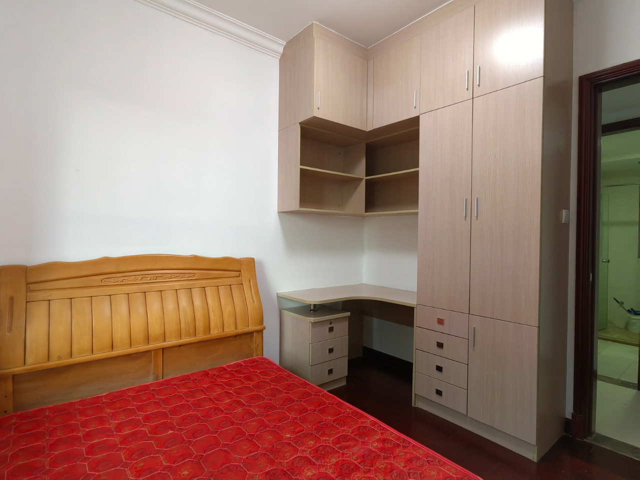 恒大城 3室2厅1卫 1800.0元/月 恒大城 3室2厅1卫 1800.0元/月室内图