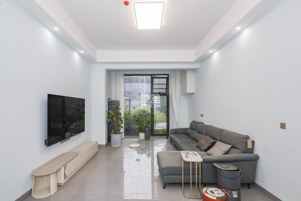 正荣滨江紫阙台  3室2厅2卫    190.0万